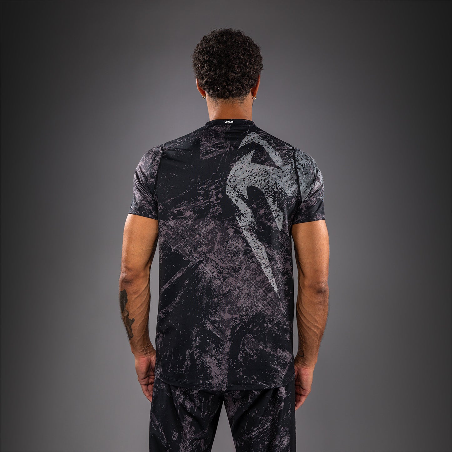 Venum Rage & Workout ドライテックTシャツ - ブラック/グレー