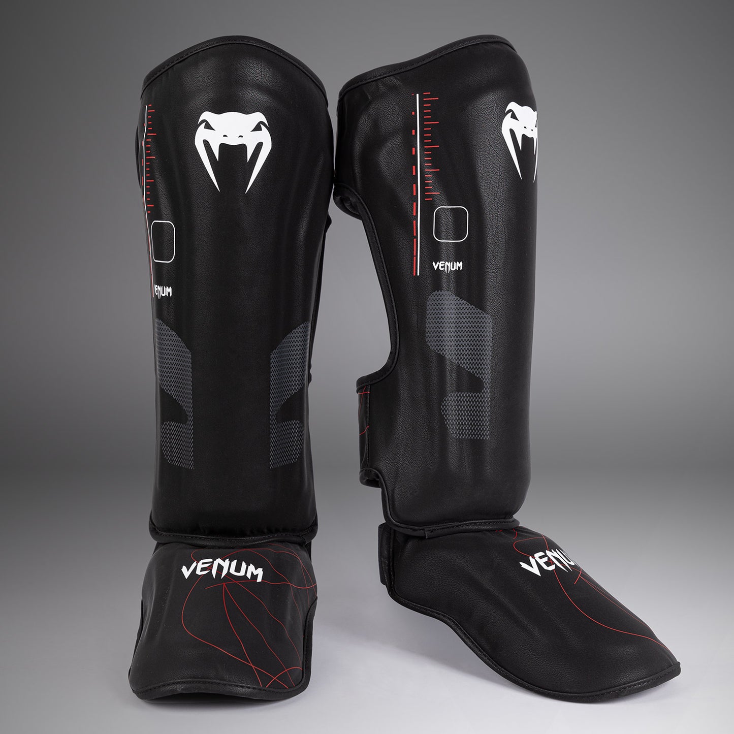 Venum Tactical XT シンガード - ブラック/ファイヤーレッド