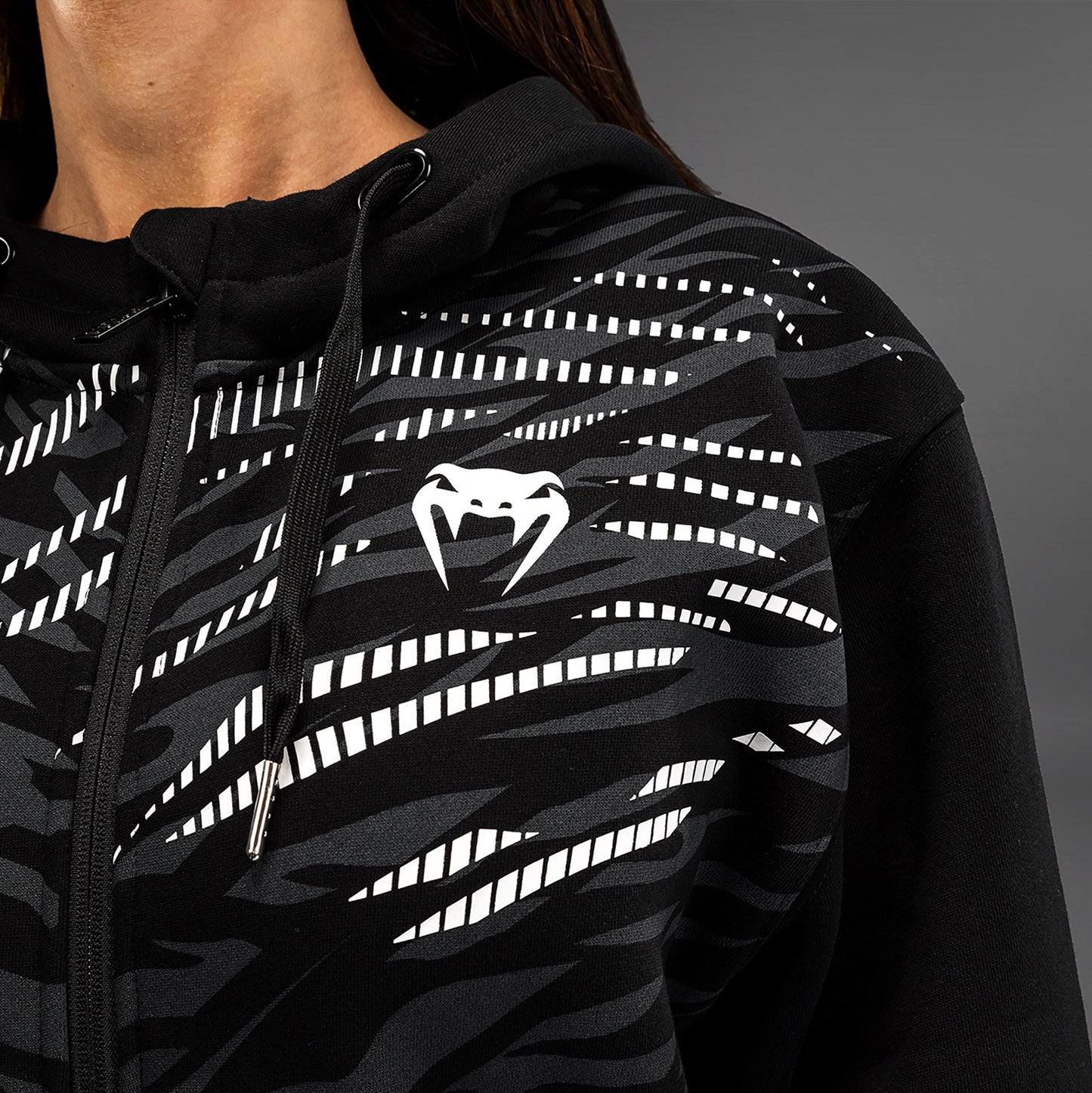 UFC Fusion by Venum Replica ジップ付きスウェットシャツ（女性用） - ブラック