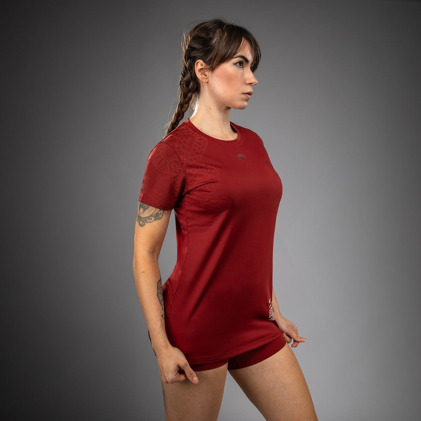 Venum Serpenti レディース ドライテック Tシャツ – バーガンディ/アイボリー