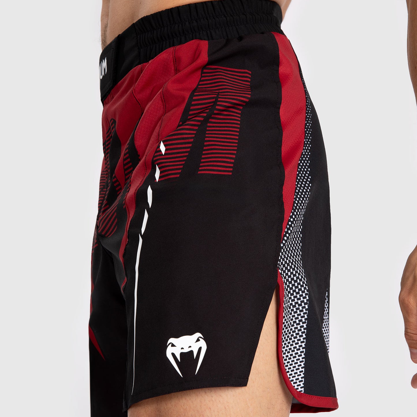 Venum Adrenaline メンズ ファイトショーツ - Red