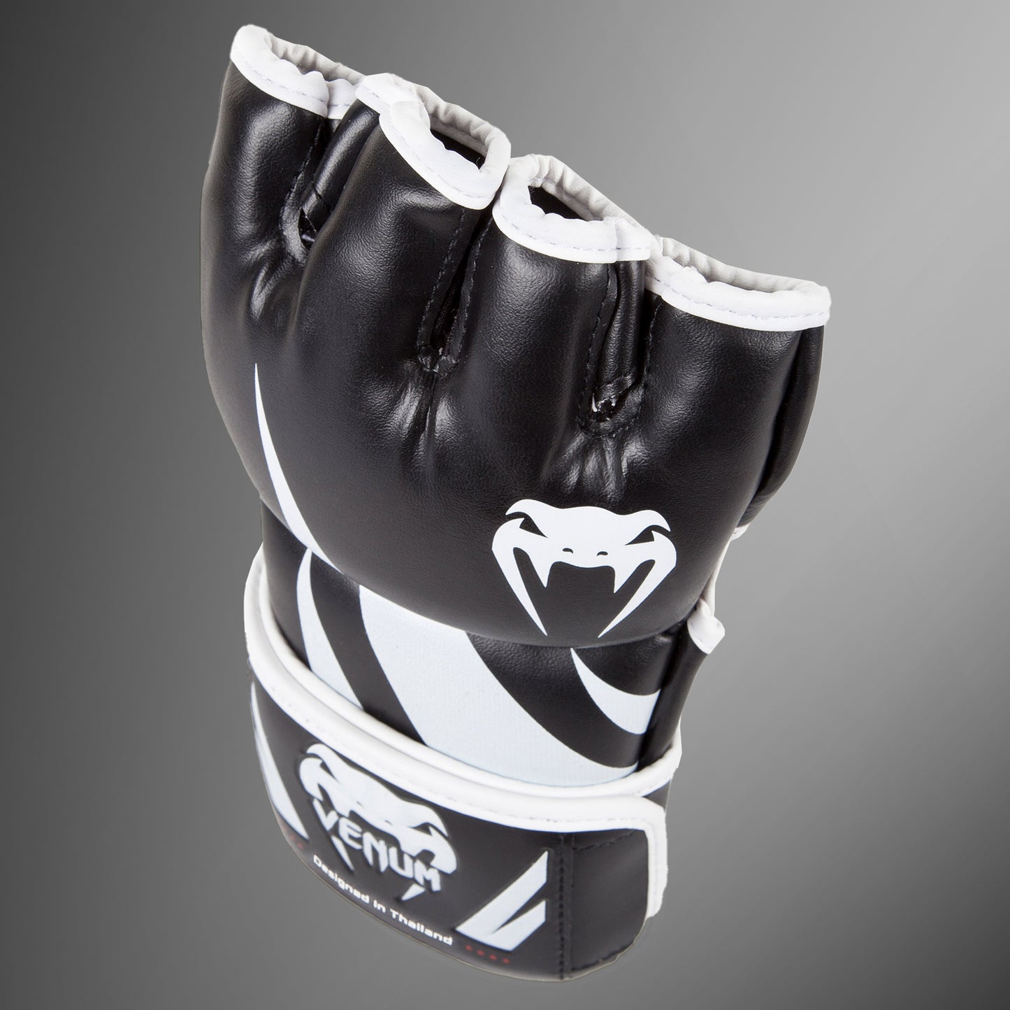 Venum Challenger MMA グローブ - ブラック