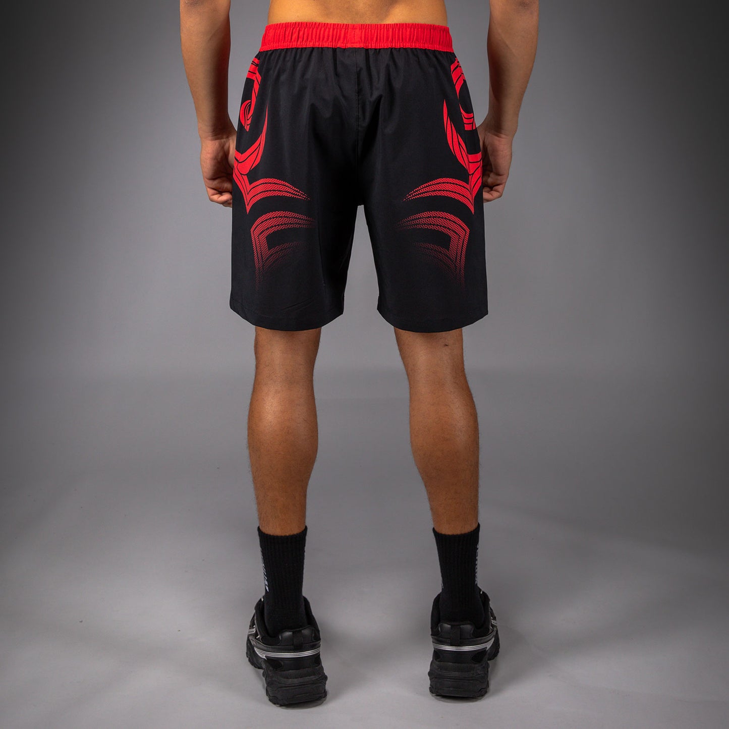 Venum x Mike Tyson Tiger Training ショーツ - ディープブラック/インテンスレッド