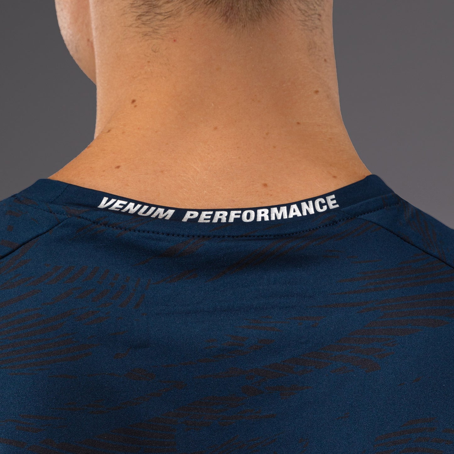UFC Fusion by Venum Fight Week ドライテックTシャツ（男性用） - オーシャニックブルー