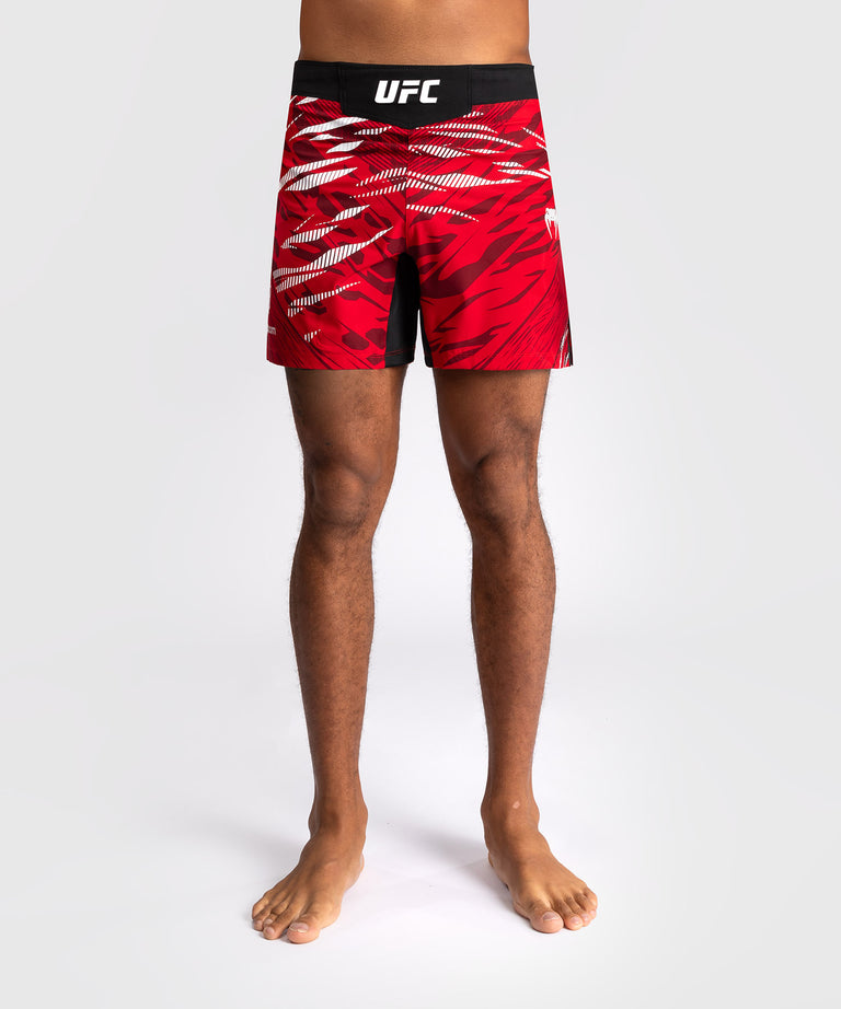 UFC Fusion by Venum Authentic Fight Night レスリングショーツ