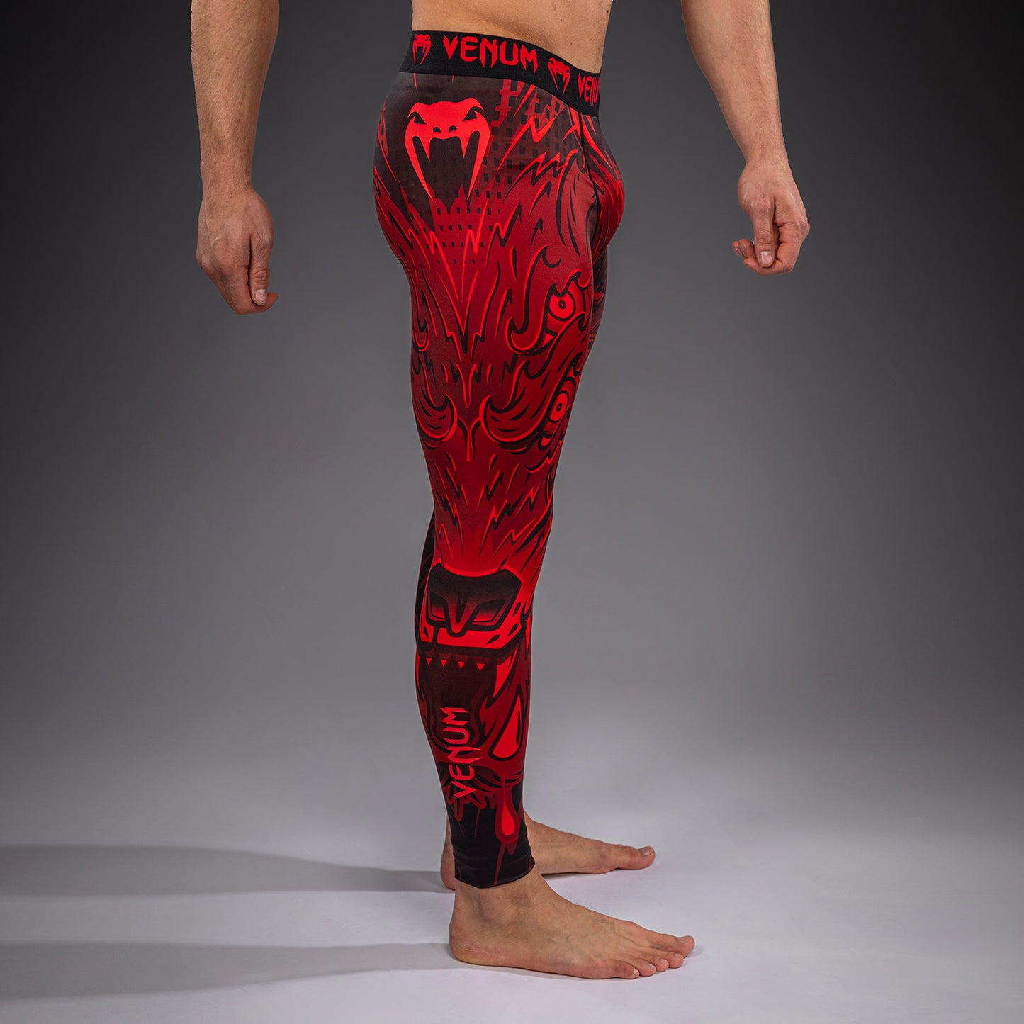 Venum Wolf Atak スパッツ – ブラック/レッド