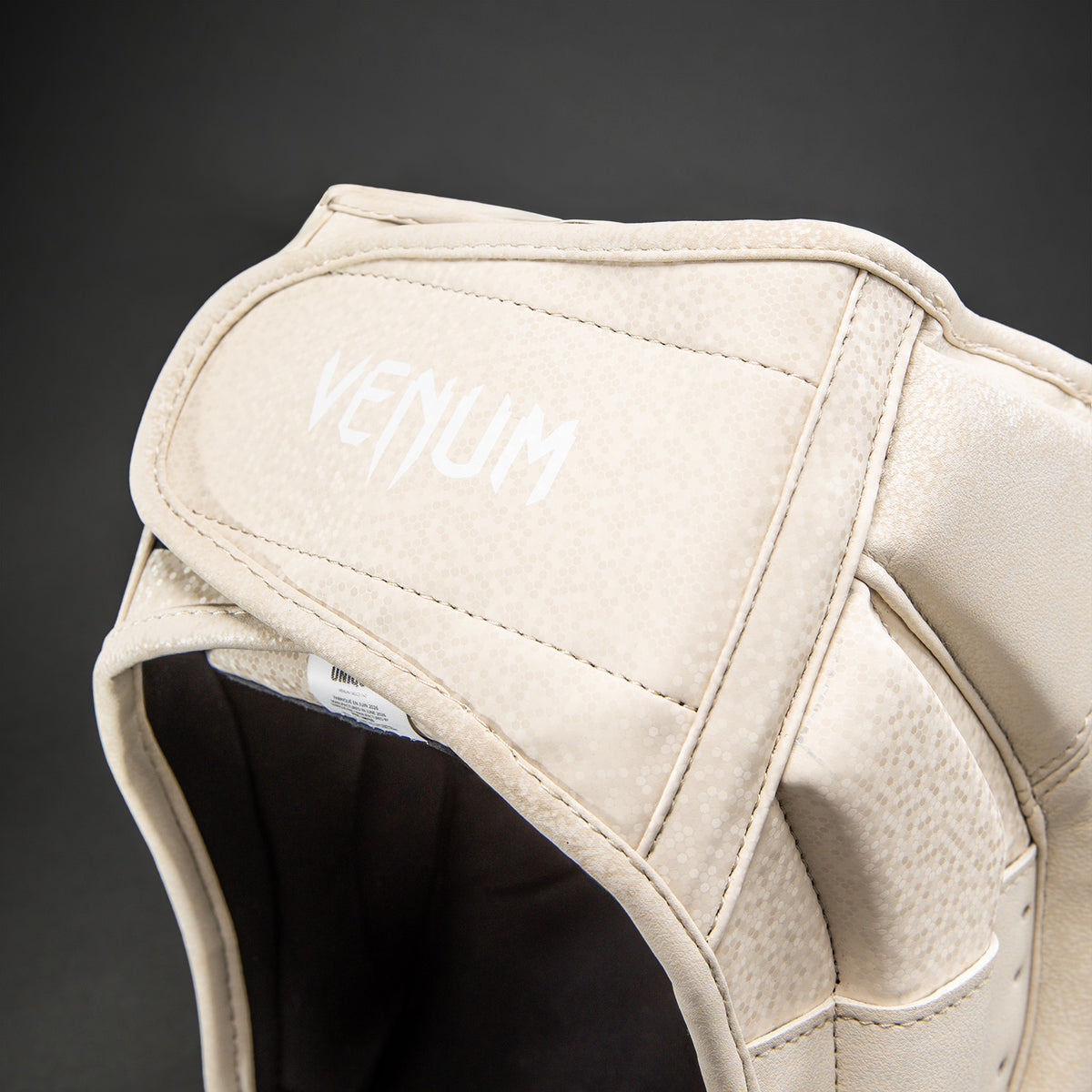 Venum Stone 2.0 ヘッドギア – サンド