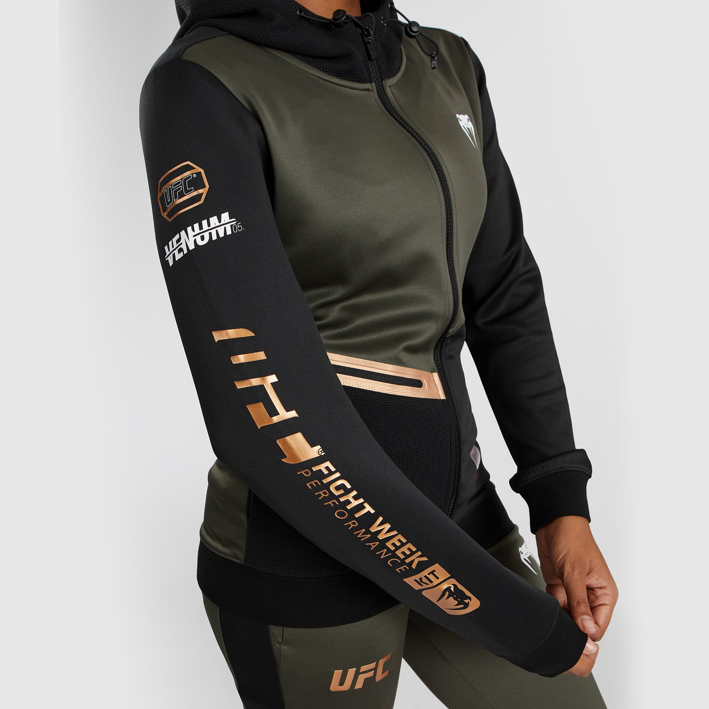 UFC Adrenaline by Venum Fight Week ウィメンズ・ジップパーカー カーキ／ブロンズ