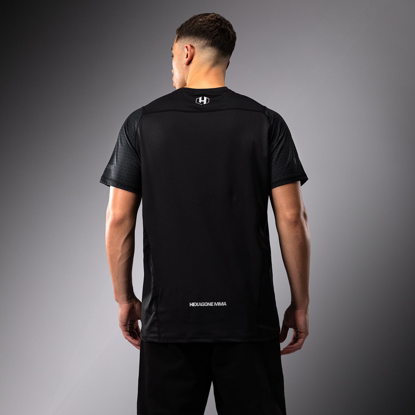 FK x Venum Hexagone MMA Tシャツ - ブラック/ゴールド