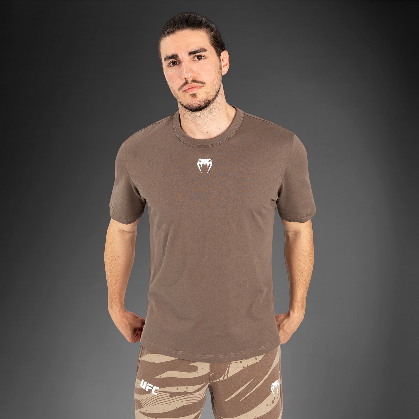 UFC Adrenaline By Venum Fight Week -  メンズ半袖Tシャツ - Bronze