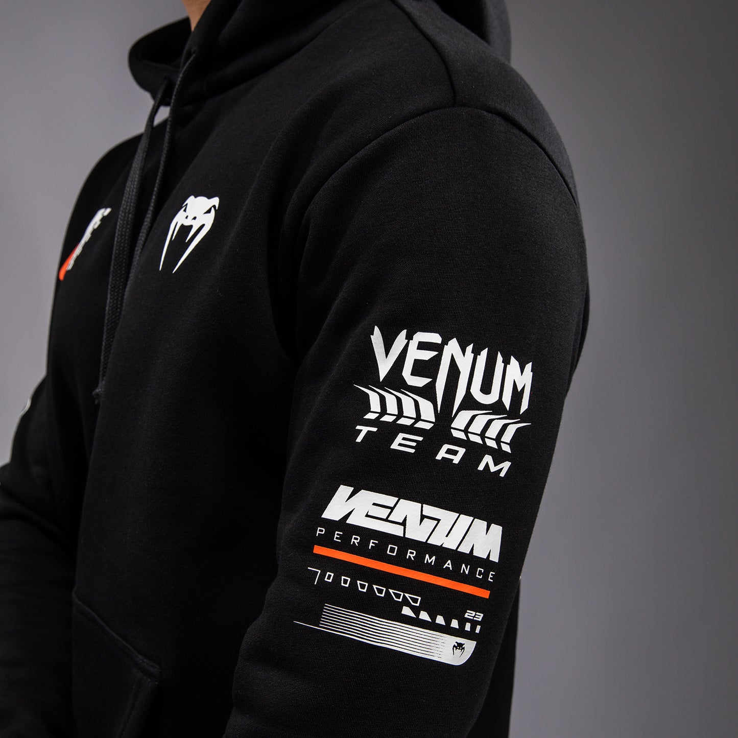 Venum Motorsport - ディープブラック フーディ