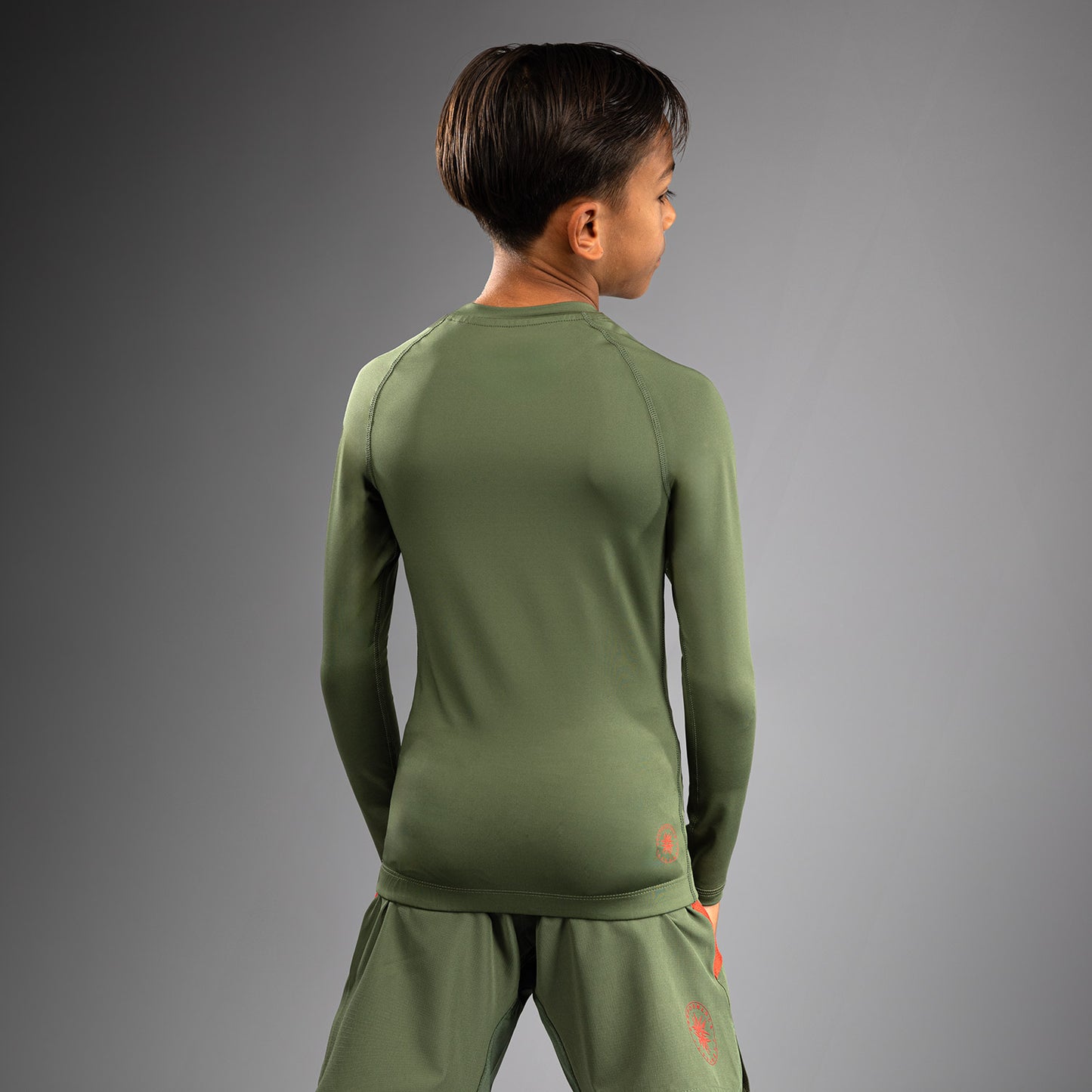 Venum Contender Kids Rashguards ロングスリーブ - アーミーグリーン/オレンジ