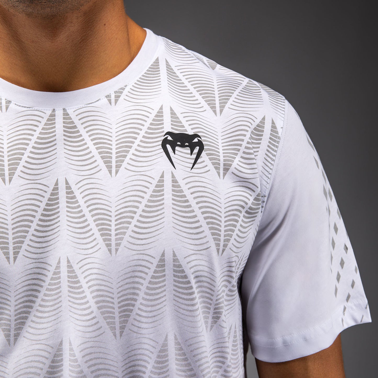 UFC Zenith by Venum Replica Tシャツ メンズ - ホワイト