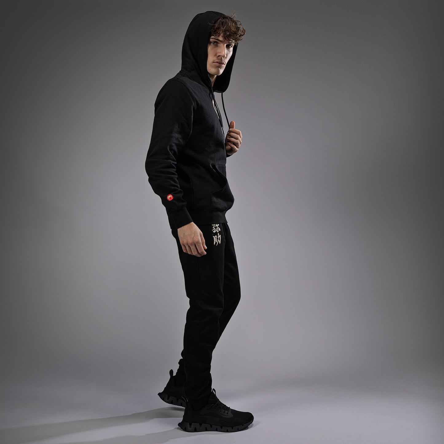 Venum x Assassin’s Creed Shadows パーカー - ブラック