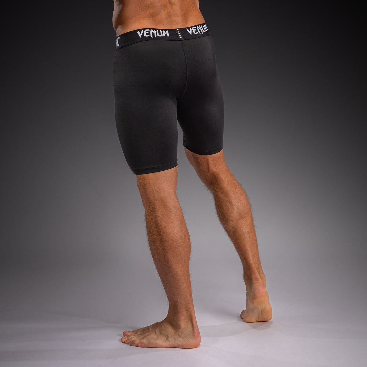 Venum UFC Unity by Venum Authentic Fight Week メンズ テクニカル コンプレッションショーツ - ブラック