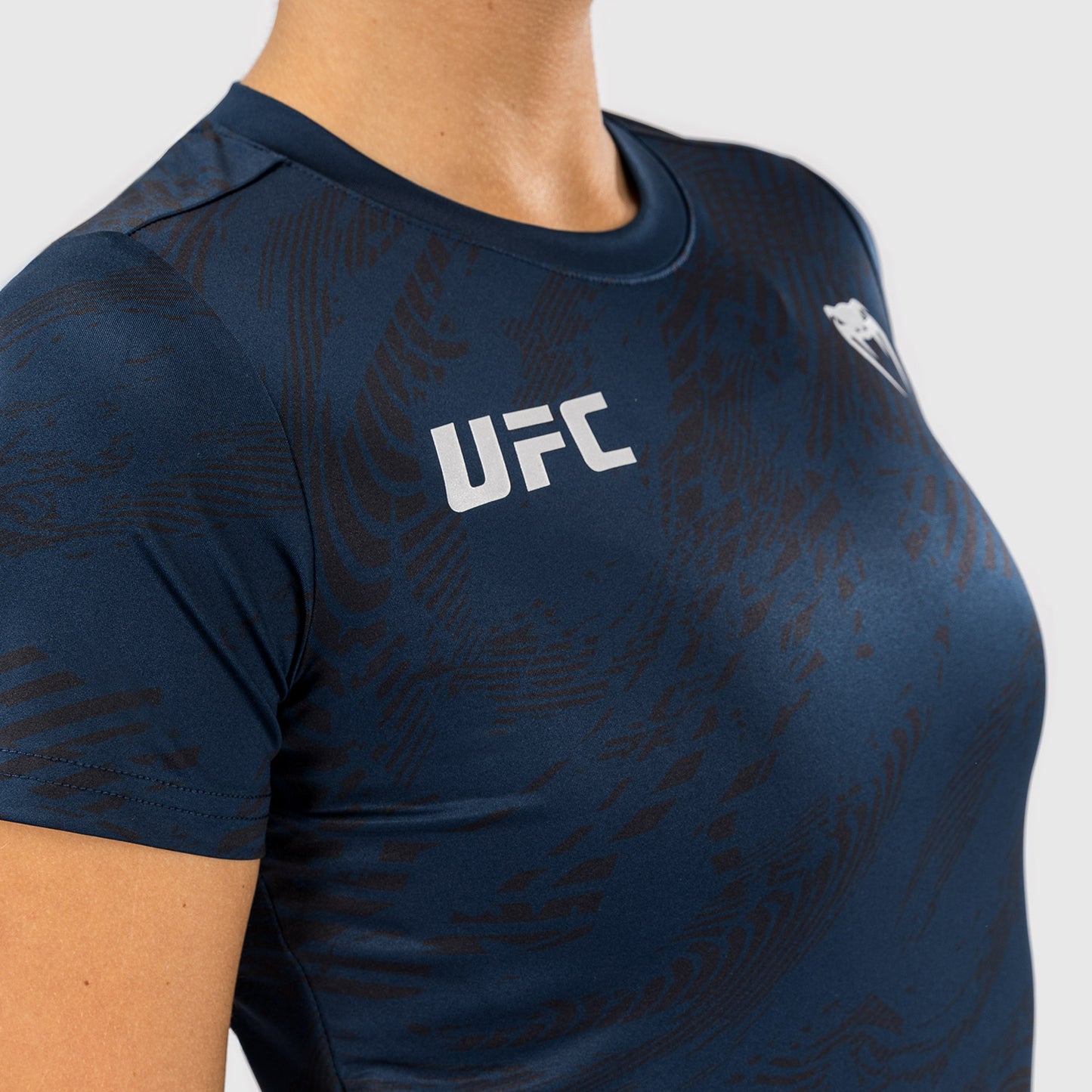 UFC Fusion by Venum Fight Week ドライテックTシャツ（女性用） - オーシャニックブルー