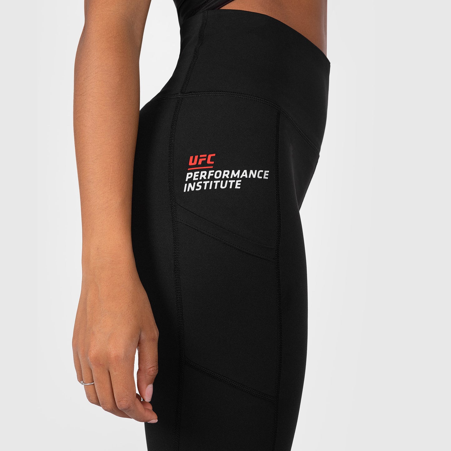 UFC Venum Performance Institute 2.0 女性用パフォーマンス・タイツ - ブラック／レッド