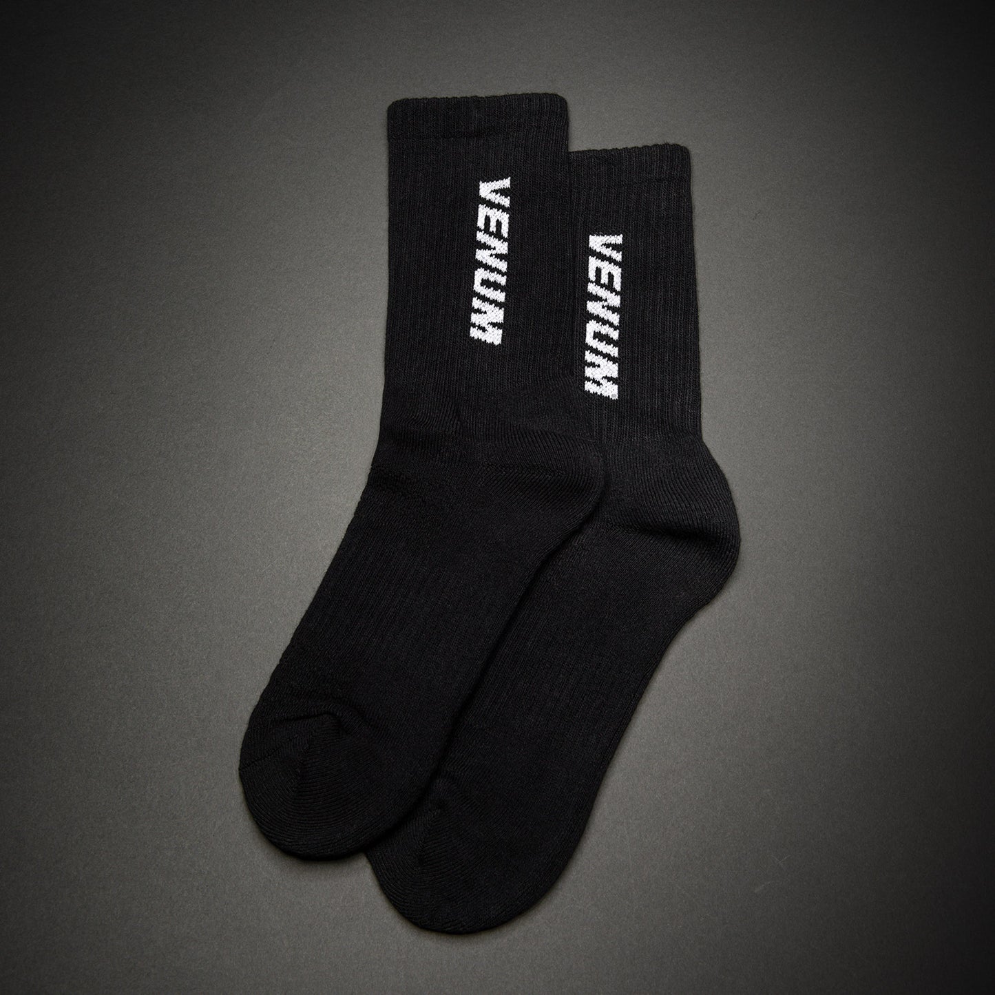 Venum Essential クルーソックス（3足セット） – ブラック/ホワイト