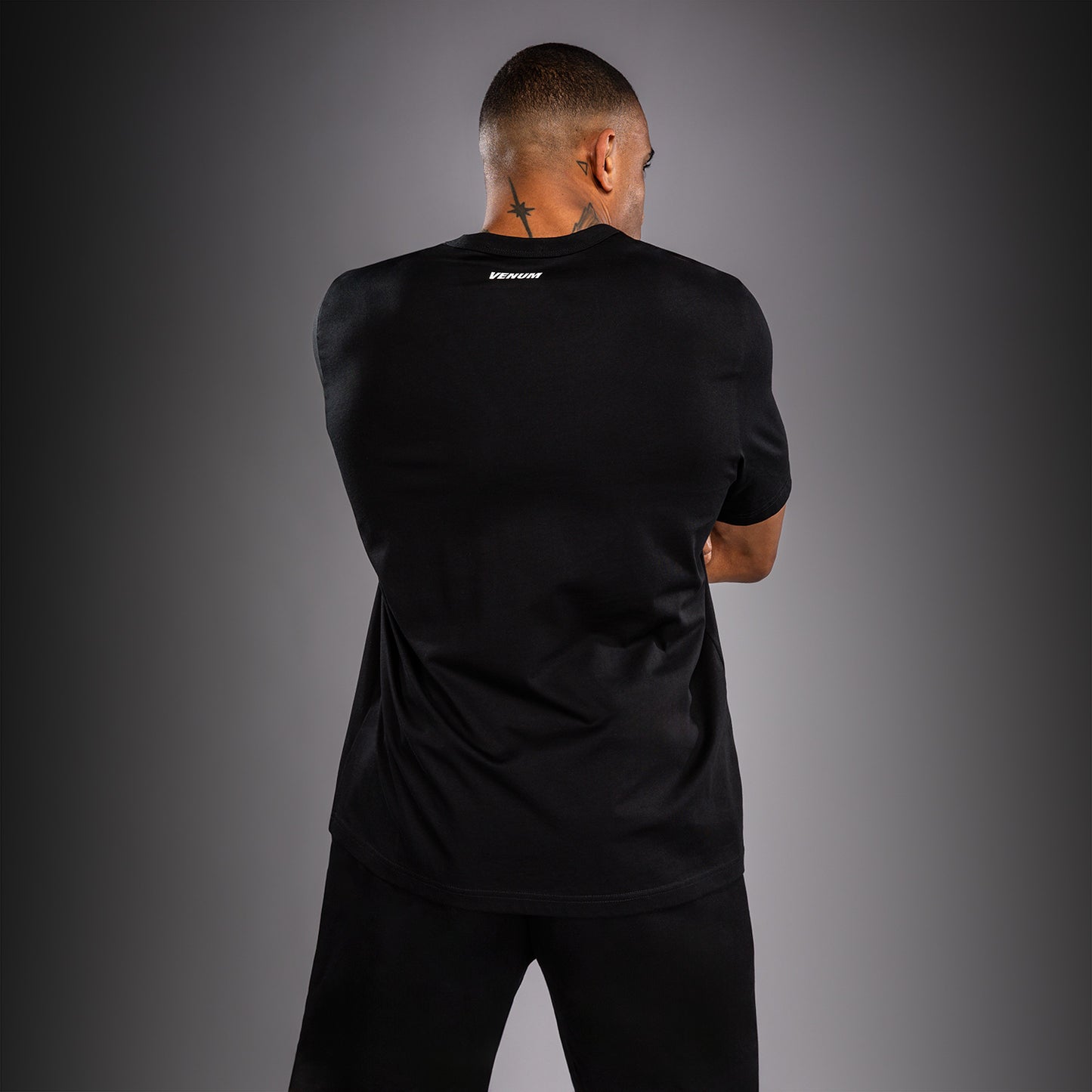 Venum Giant 3D Tシャツ – ブラック