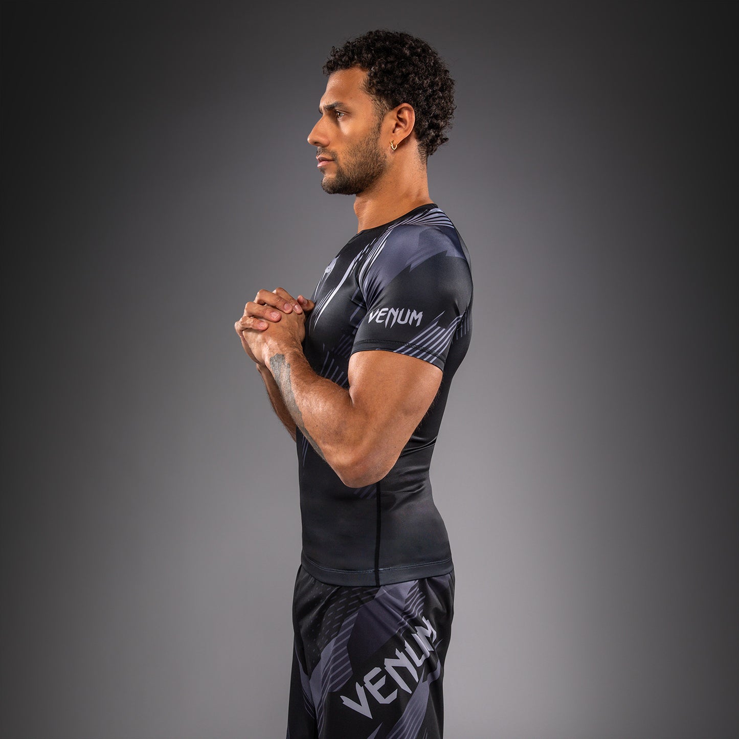 Venum No-Gi 6.0 半袖ラッシュガード ブラック/グレー