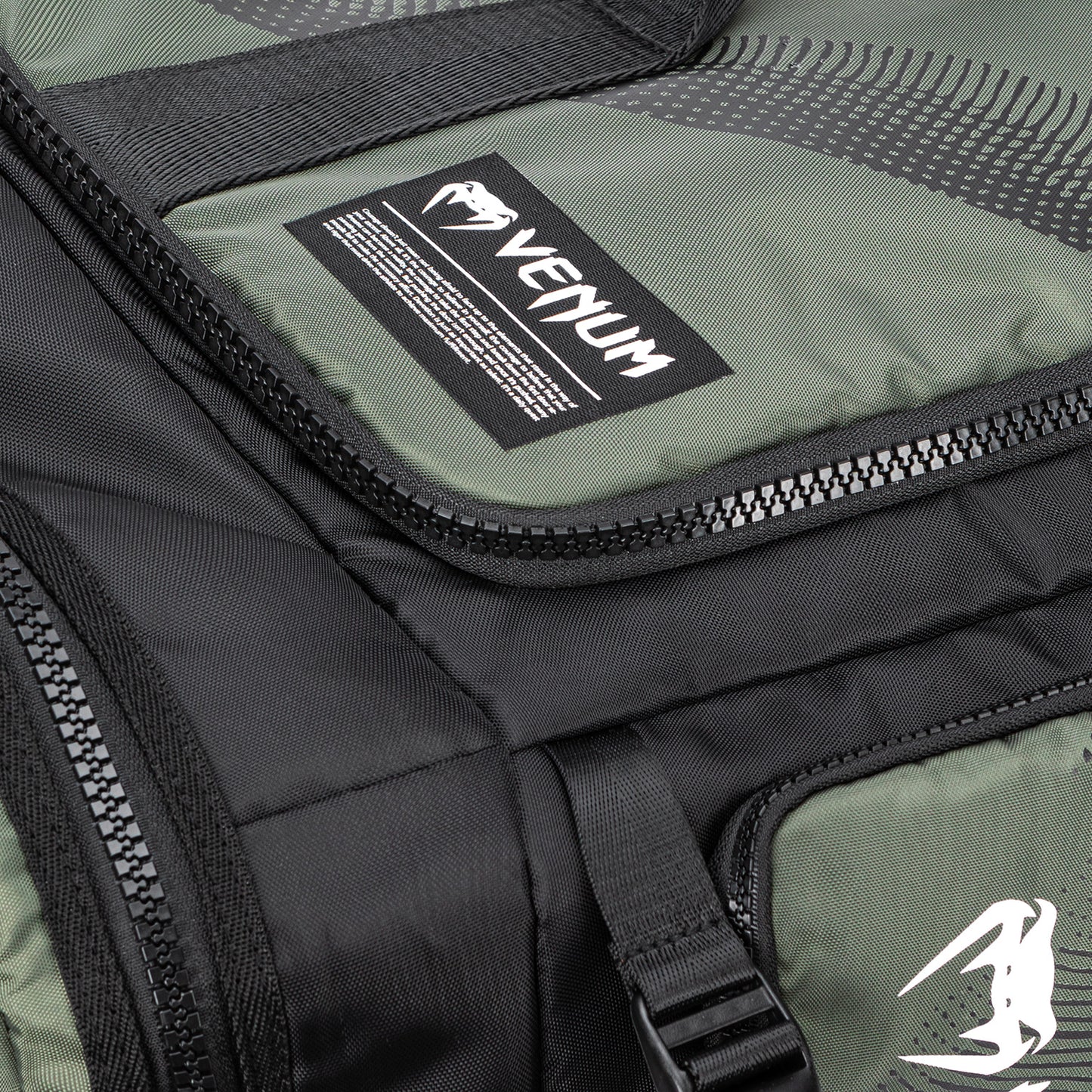 Venum Trainer ハイブリッドスポーツバッグ - アーミーグリーン