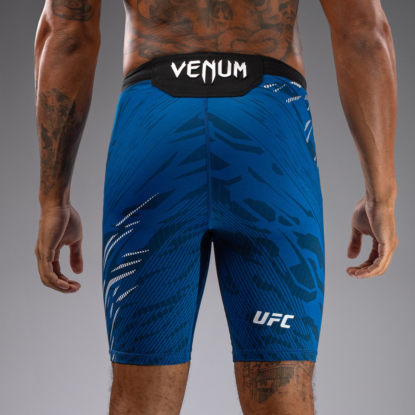 UFC Fusion by Venum Authentic Fight Night ヴァレトゥードショーツ（男性用） - ブルー
