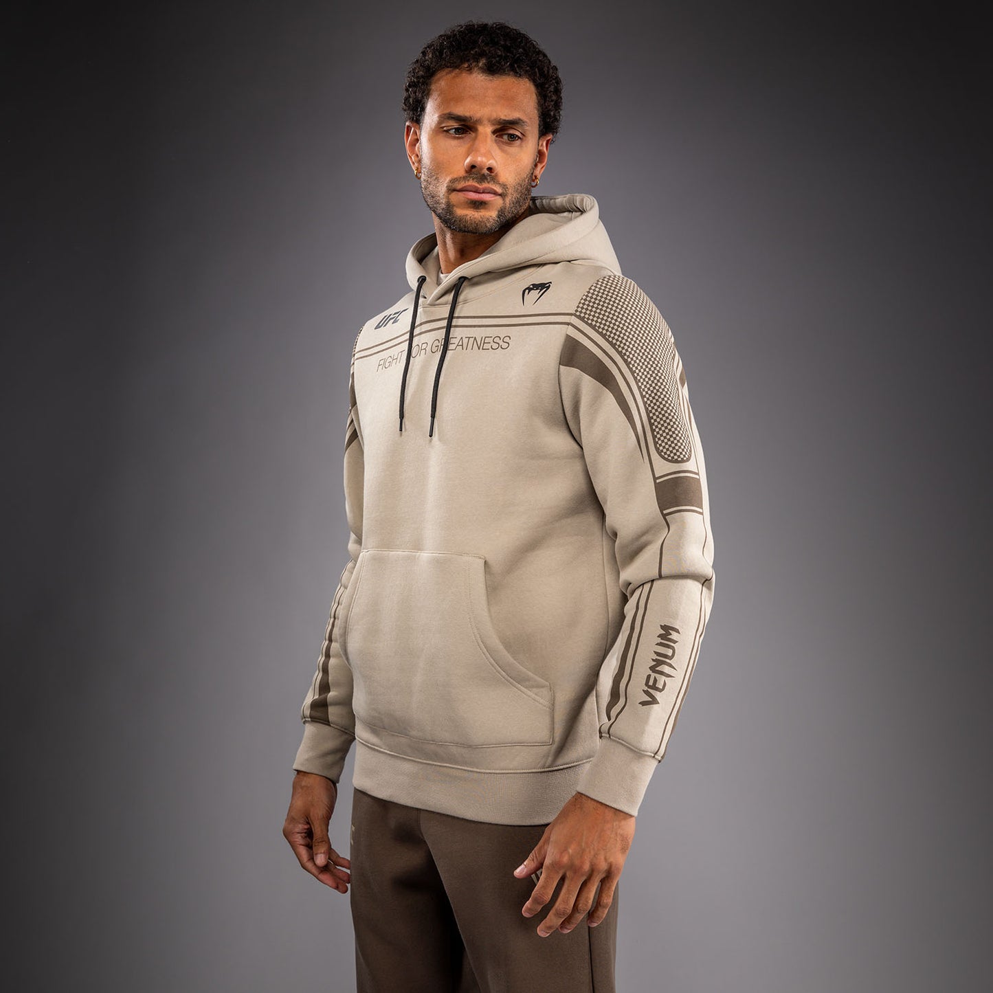 Venum UFC Unity by Venum Authentic Fight Week メンズ プルオーバーフーディー - サンド