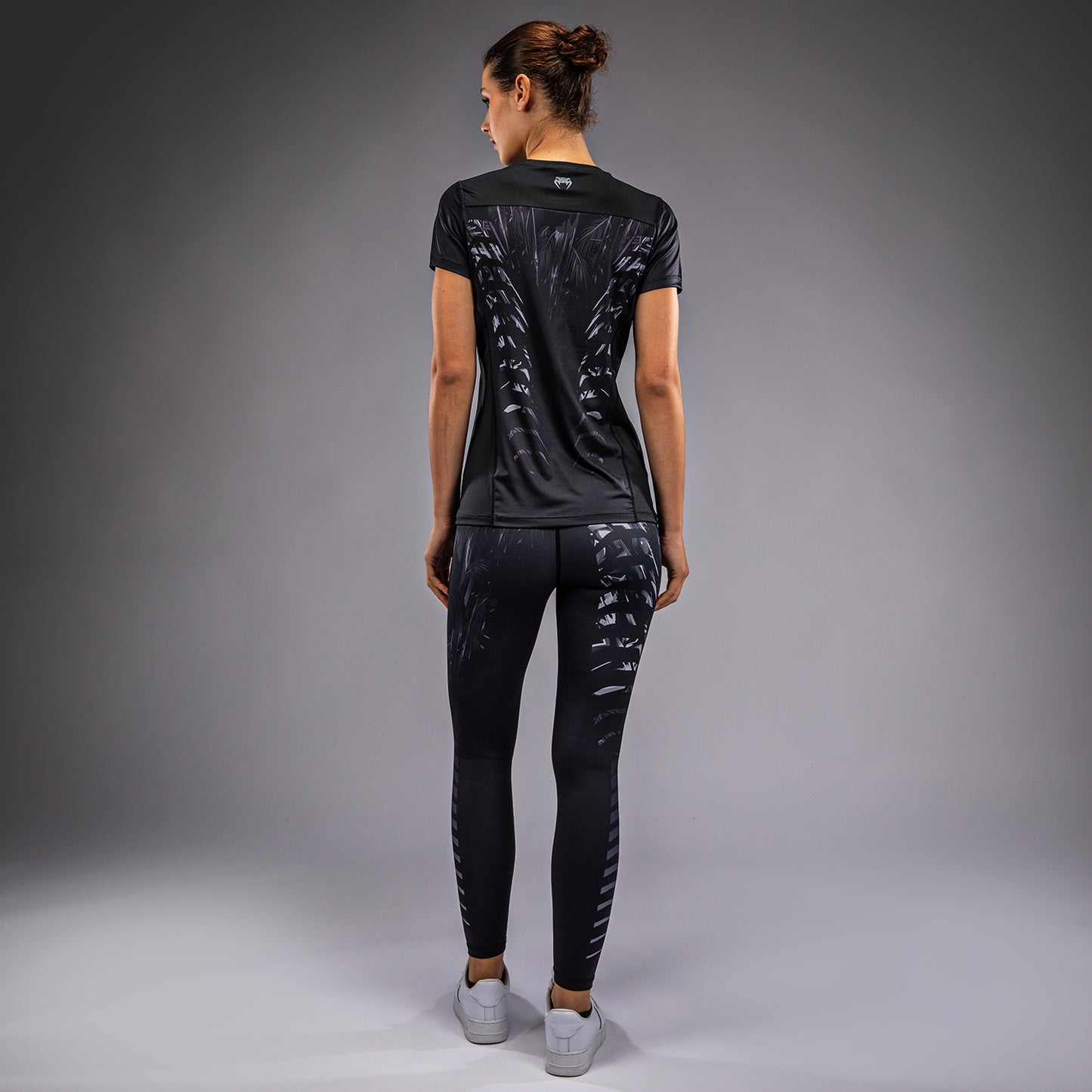 Venum Tiger ドライテックTシャツ レディース - ブラック/シルバー