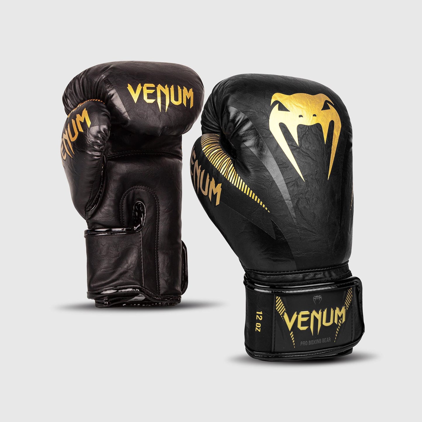 Venum Impact ボクシンググローブ