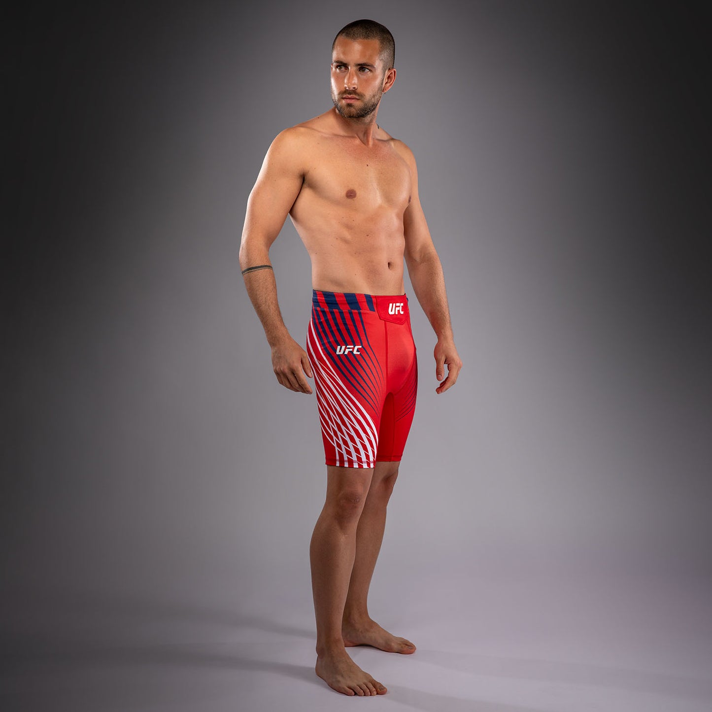 UFC Freedom 250 by Venum メンズ Custom Authentic Fight Night ヴァーリトゥード ショーツ - レッド