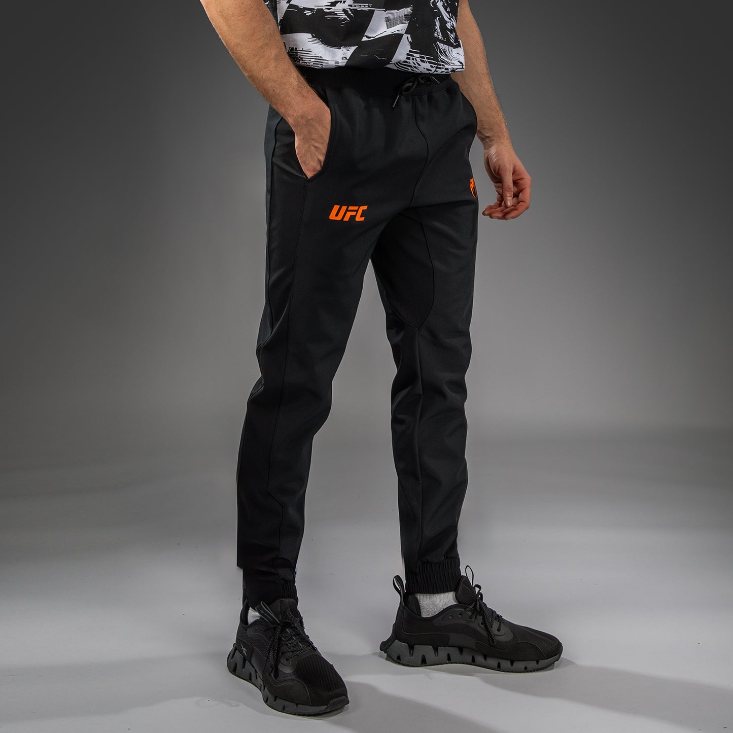 UFC Zenith by Venum Authentic Fight Week パンツ メンズ - ブラック