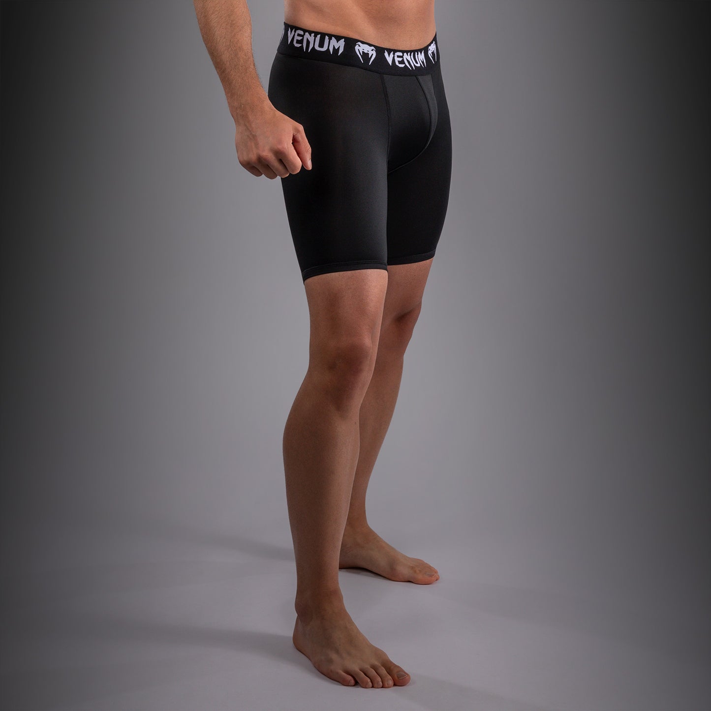 Venum UFC Unity by Venum Authentic Fight Week メンズ テクニカル コンプレッションショーツ - ブラック