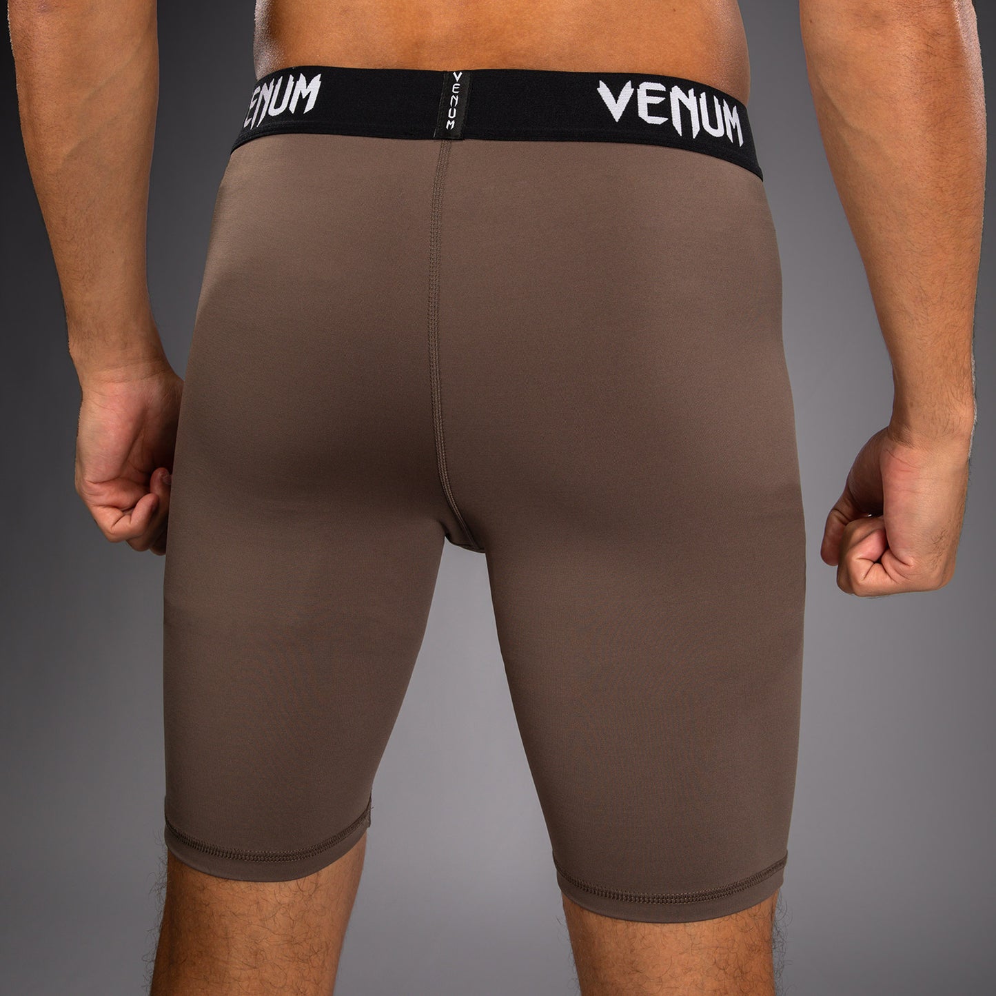 Venum UFC Unity by Venum Authentic Fight Week メンズ テクニカル コンプレッションショーツ - ブラウン