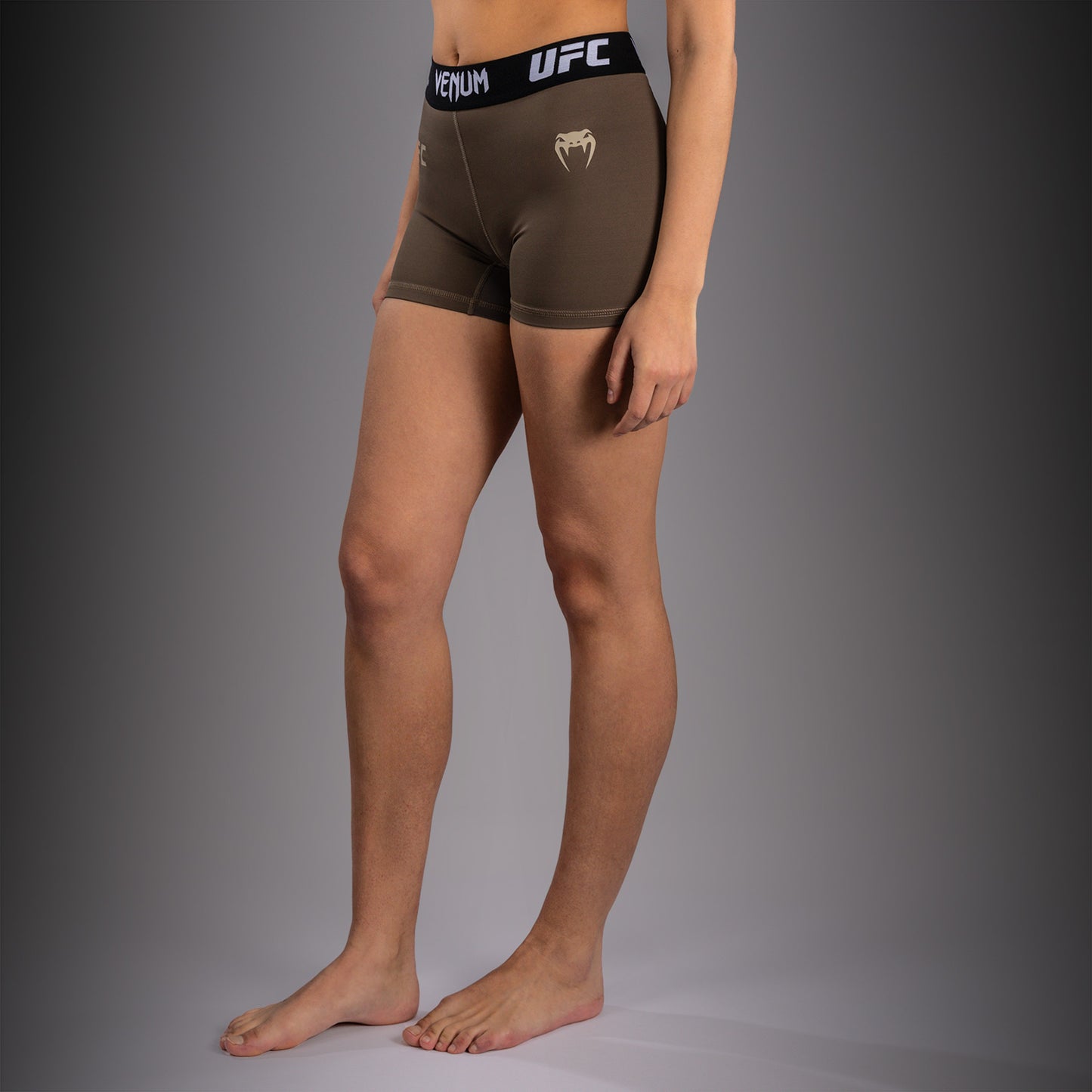 Venum UFC Unity by Venum Authentic Fight Week ウィメンズ テクニカル コンプレッションショーツ - ブラウン