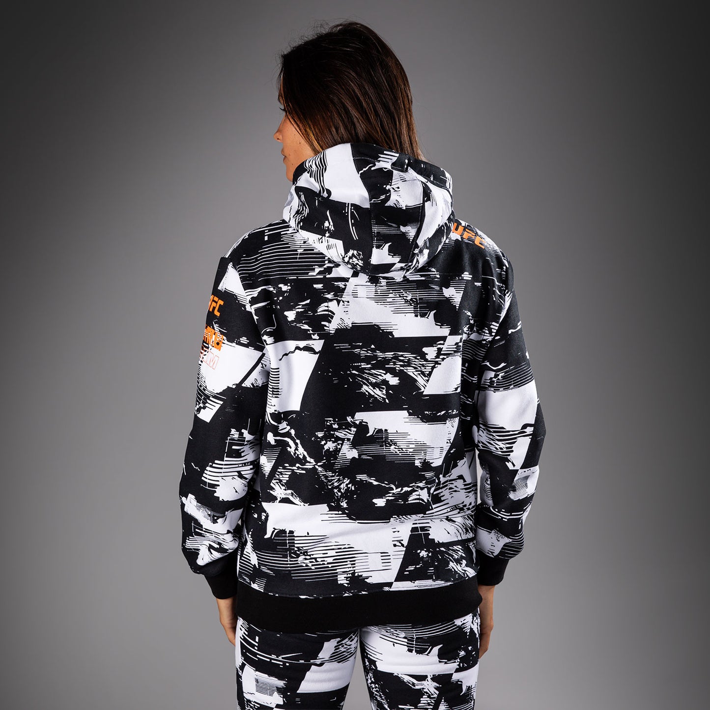 UFC Zenith by Venum Authentic Fight Week プルオーバーパーカー レディース - ホワイト