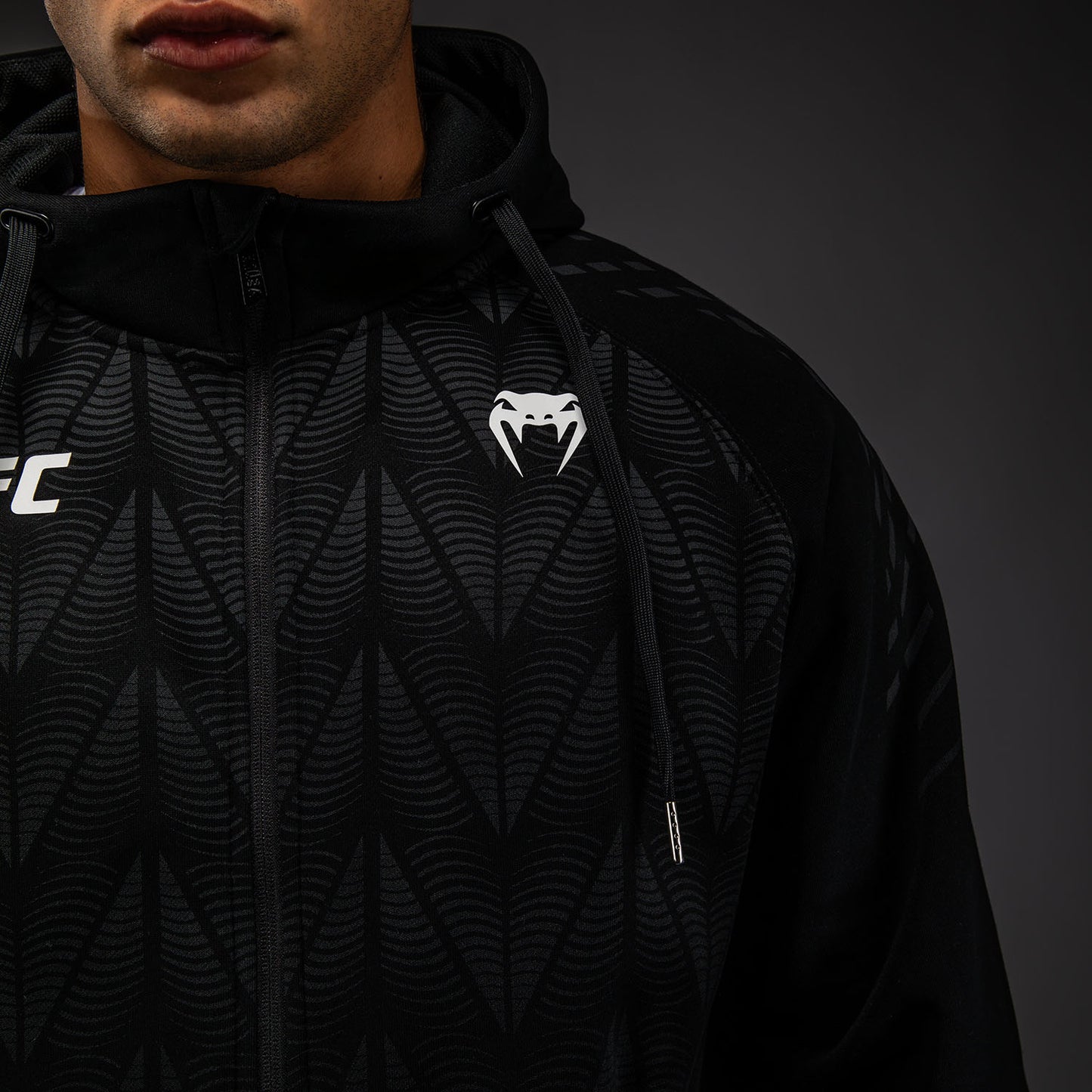 UFC Zenith by Venum Replica ジップパーカー メンズ - ブラック