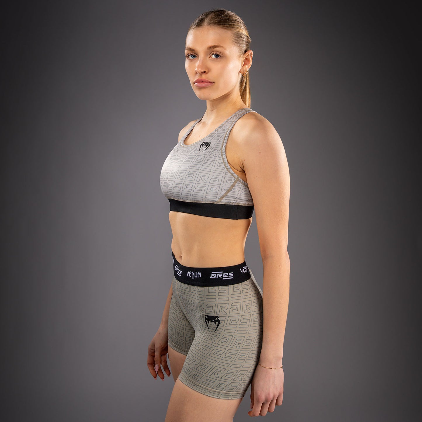 Venum x Ares 2.0 スポーツブラ レディース – サンド
