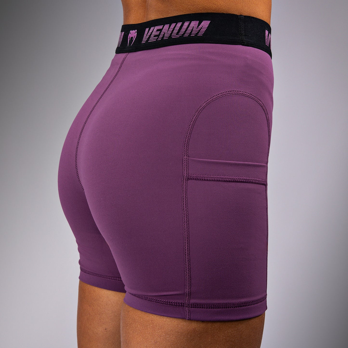 Venum Elevate ウィメンズ・ロング・ヴェイル・トゥード・ショーツ - ダスキーオーキッド