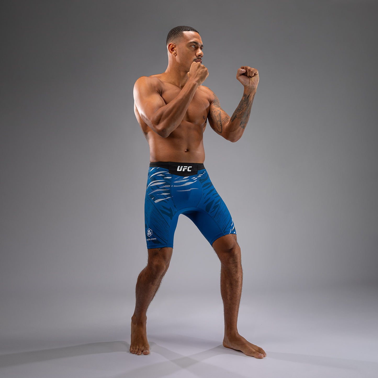 UFC Fusion by Venum Authentic Fight Night ヴァレトゥードショーツ（男性用） - ブルー