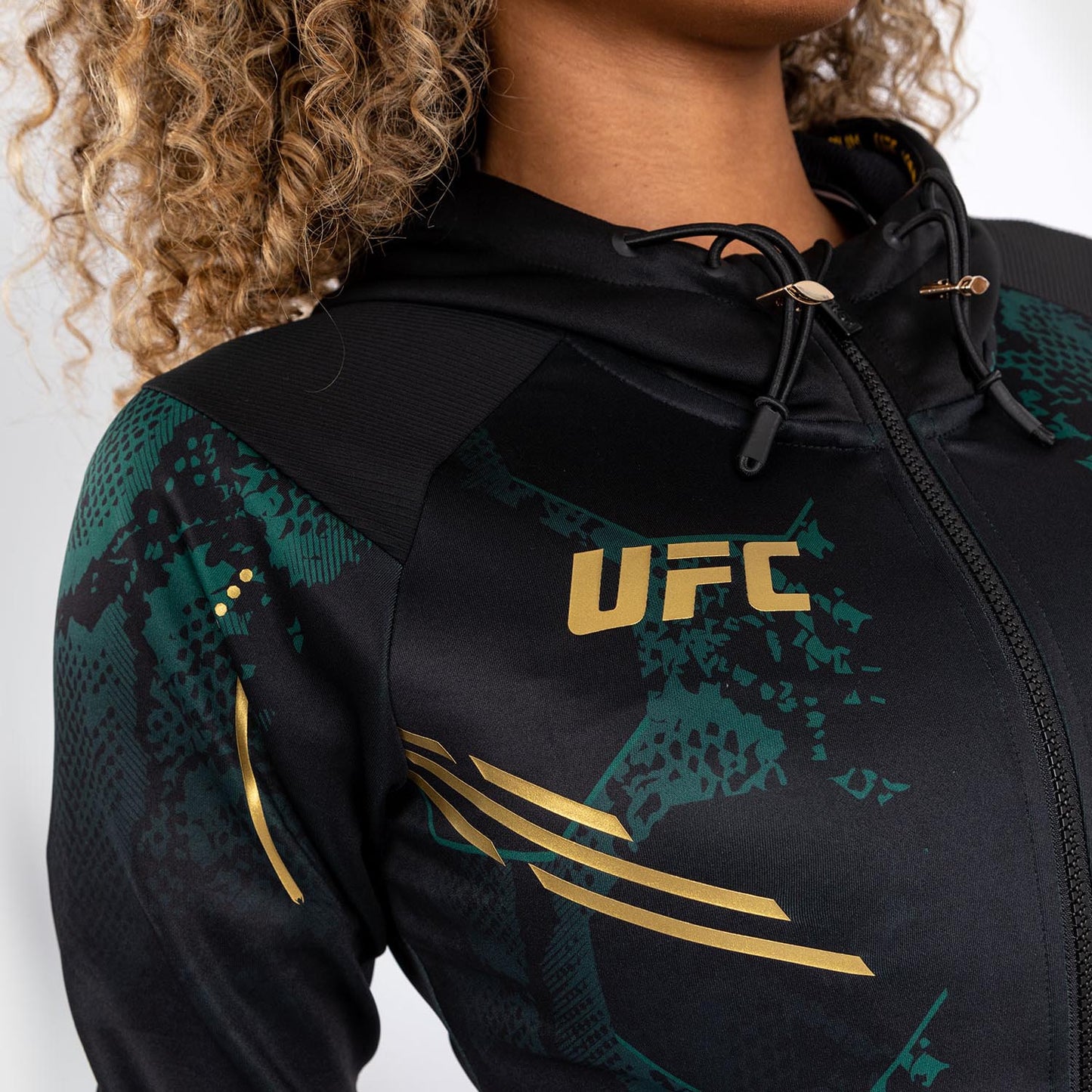 UFC Adrenaline by Venum Authentic Fight Night ウィメンズ・ウォークアウト・フーディ- Emerald Edition - グリーン/ブラック/ゴールド
