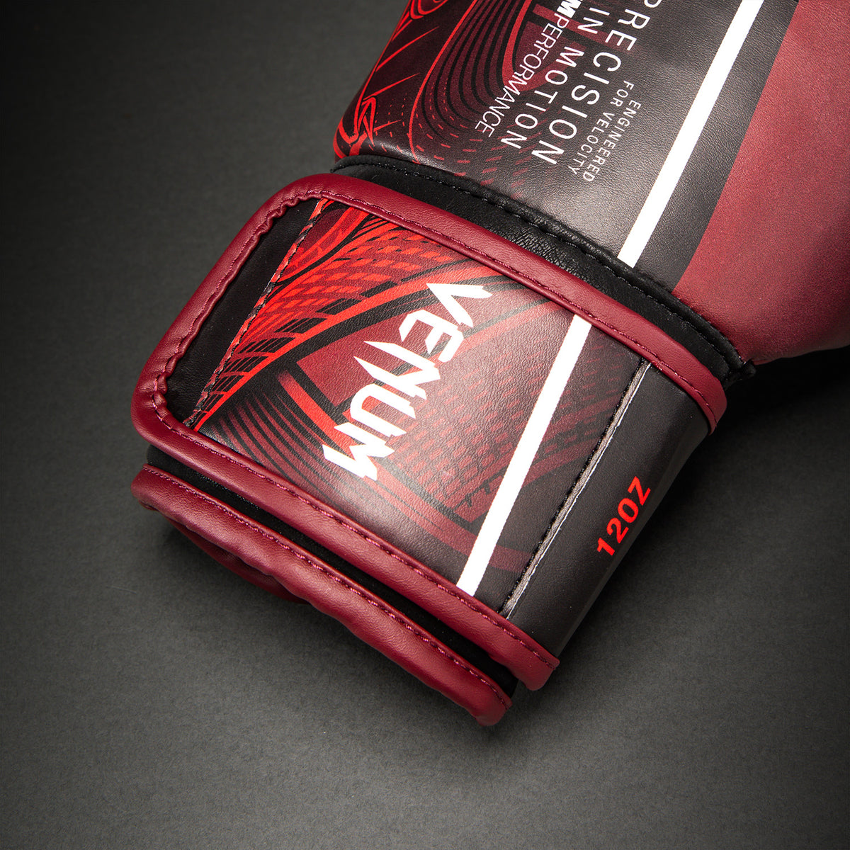 Venum Crimson Viper 2.0 Impact ボクシンググローブ - ブラック/レッド