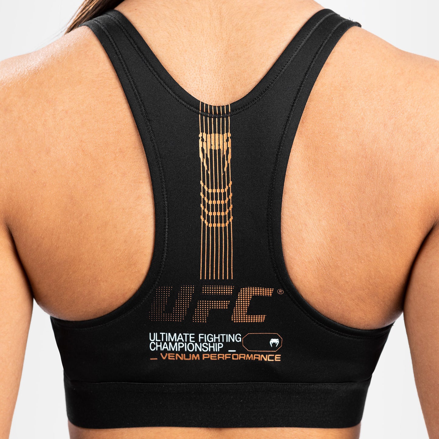 UFC Adrenaline by Venum Fight Week ウィメンズ・スポーツ・ブラ - カーキ／ブロンズ