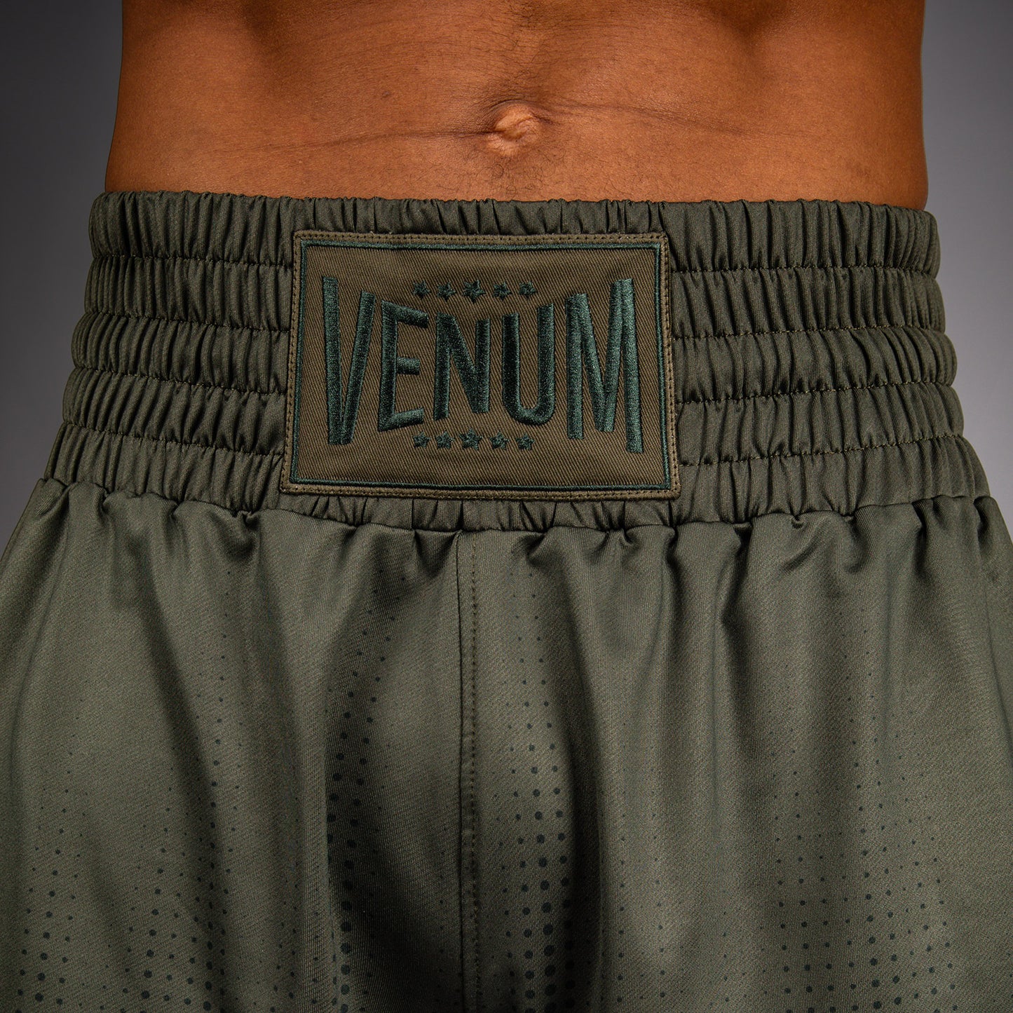 Venum Stealth ボクシングショーツ – カーキ/ダークグリーン