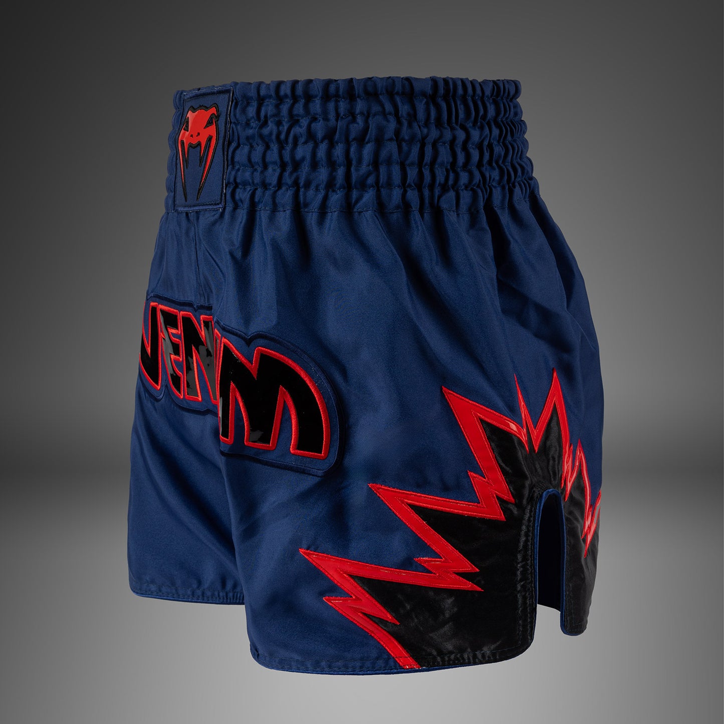 Venum Inferno Muay Thai ショーツ - ロイヤルブルー/レッド/ブラック