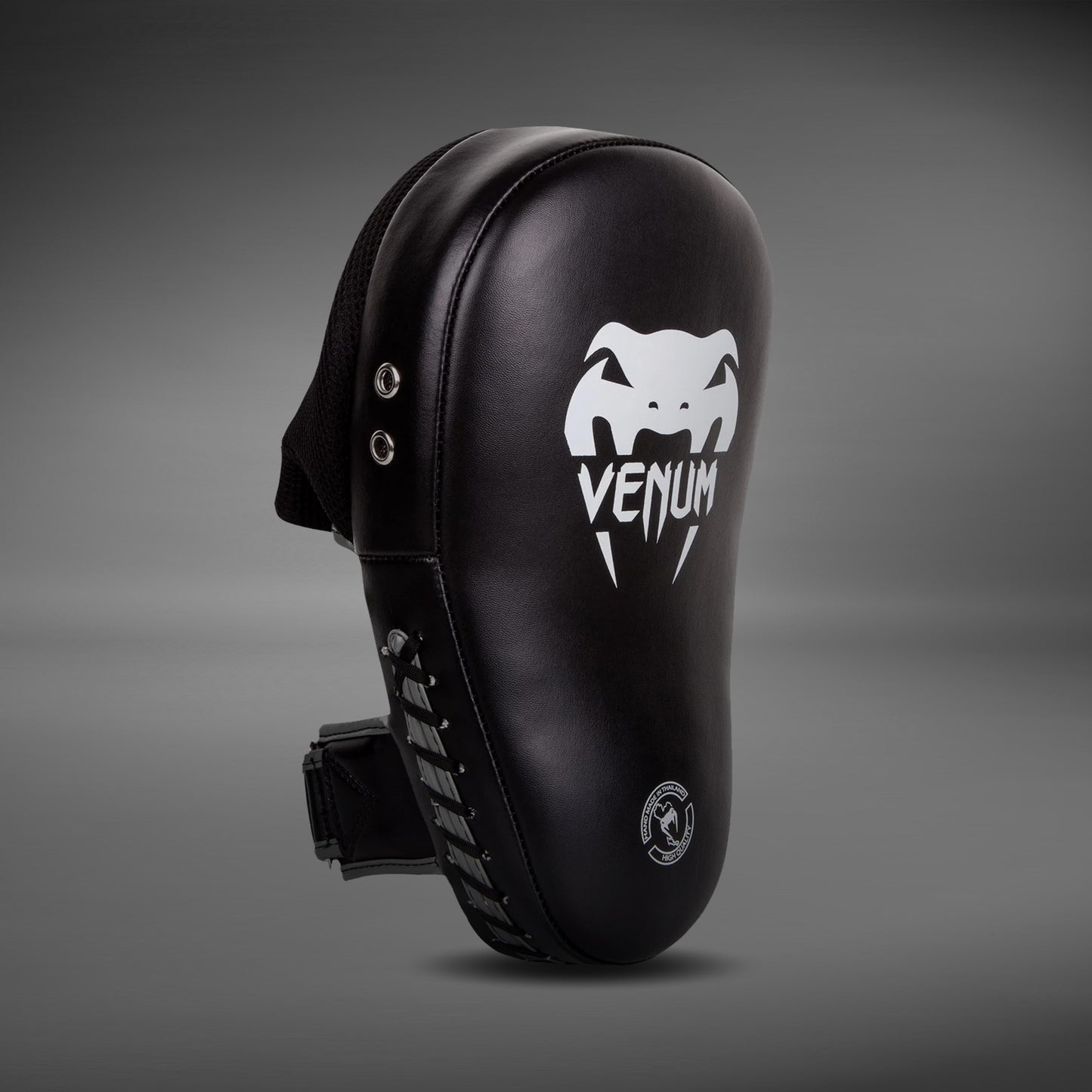 Venum Elite Big Focus ミット：ブラック/ワイト