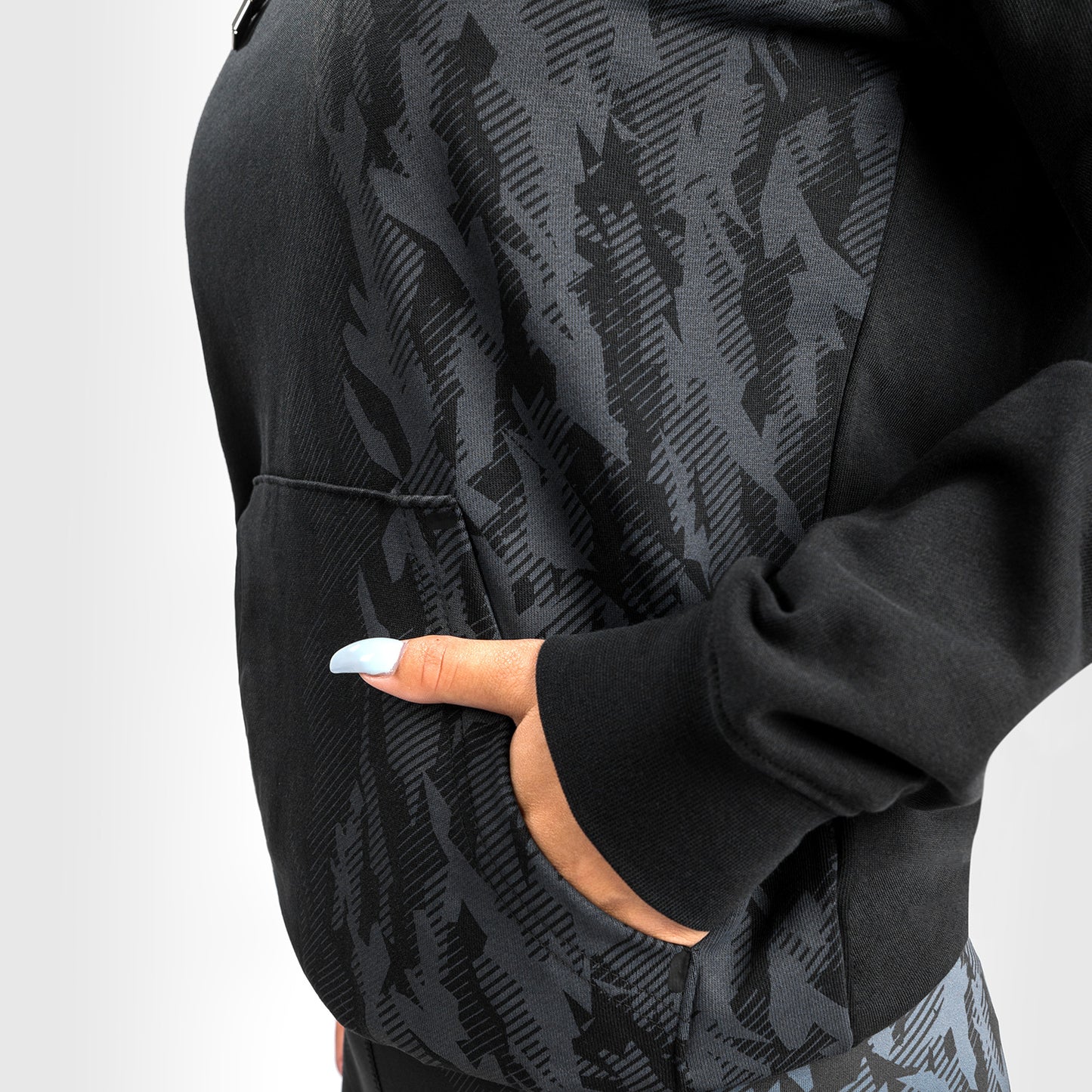 UFC VENUM本格的なファイトウィークウィメンズプルオーバーフーディー - 黒