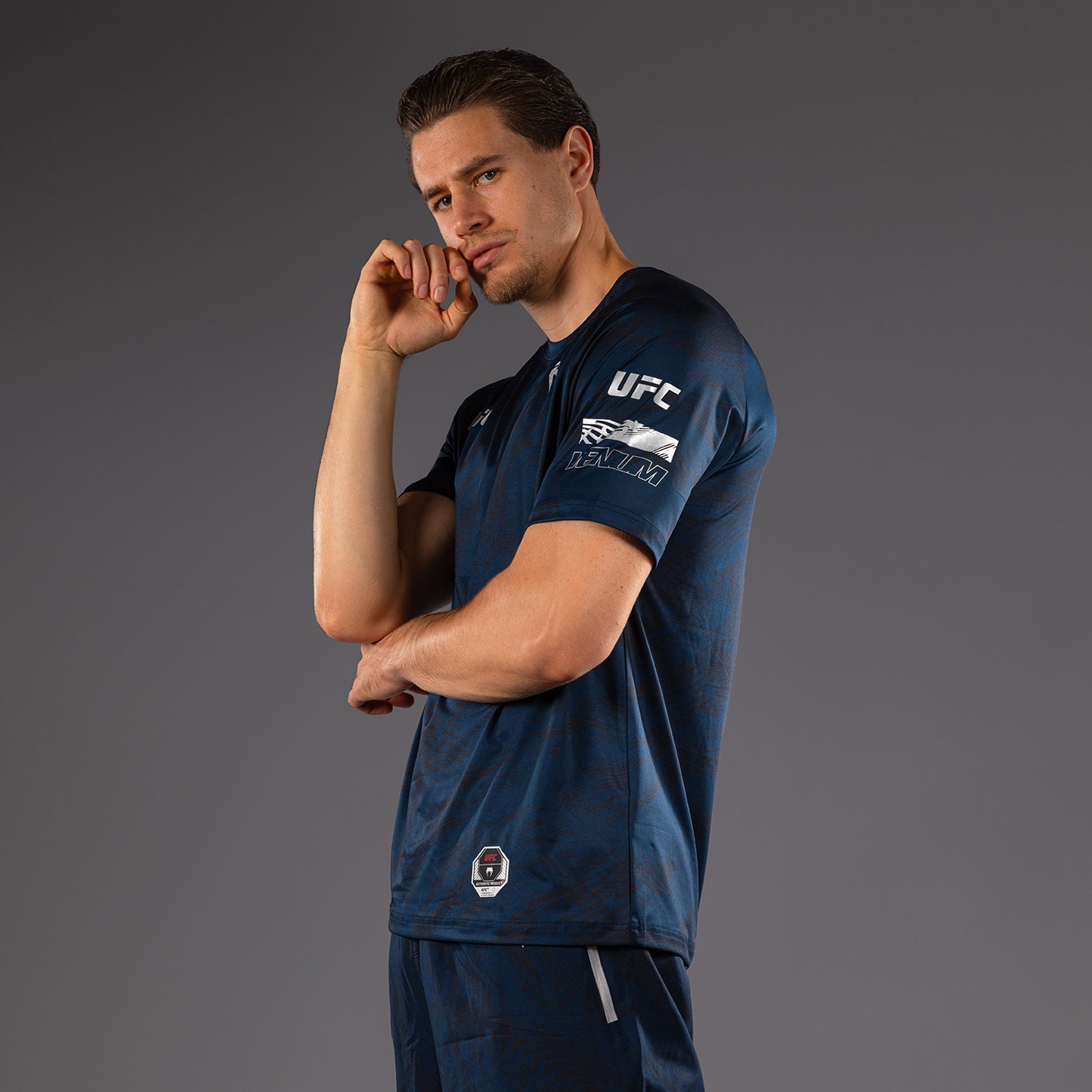 UFC Fusion by Venum Fight Week ドライテックTシャツ（男性用） - オーシャニックブルー