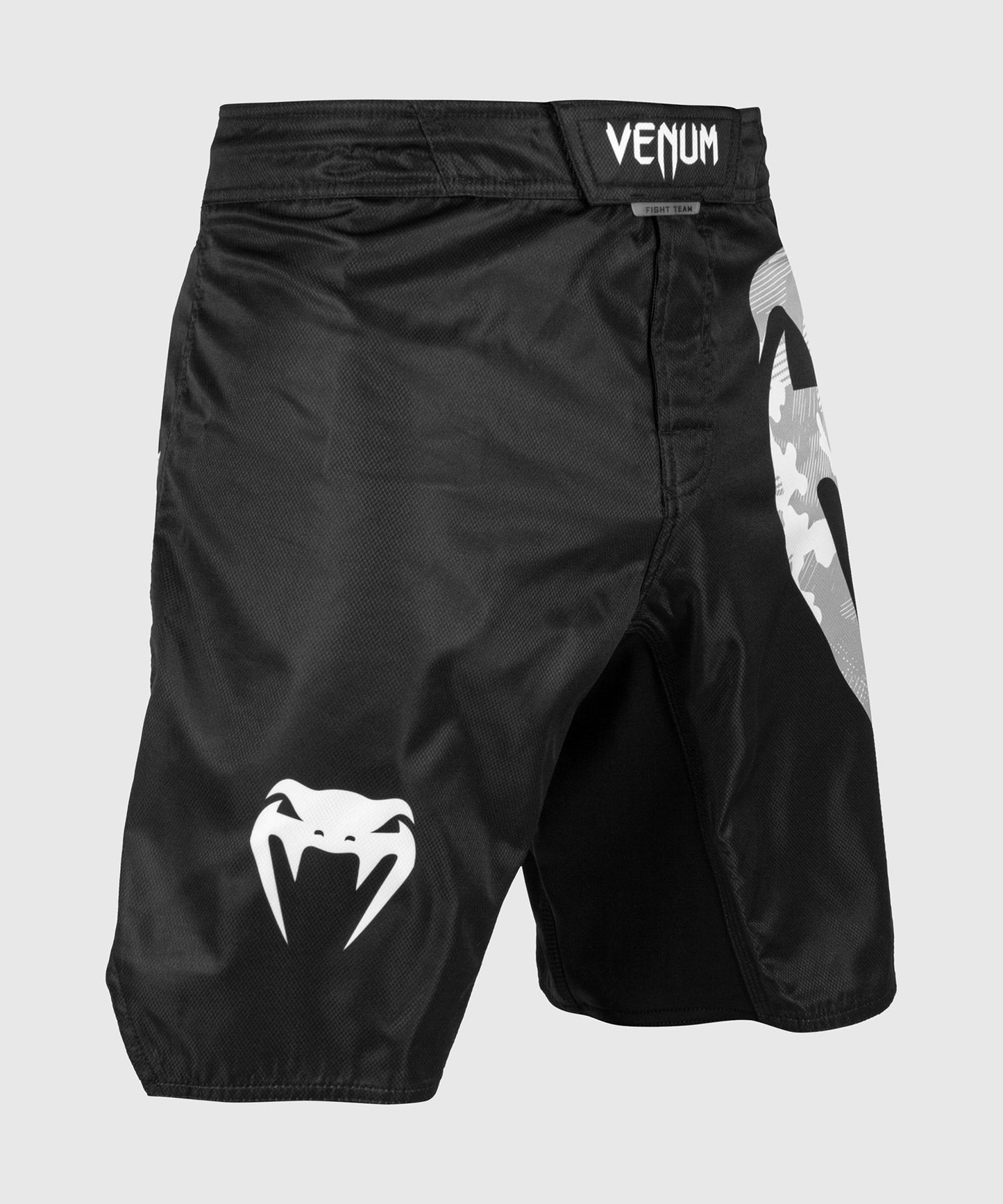 Venum Light 3.0 ファイトショーツ - ブラック/ホワイト・カモ