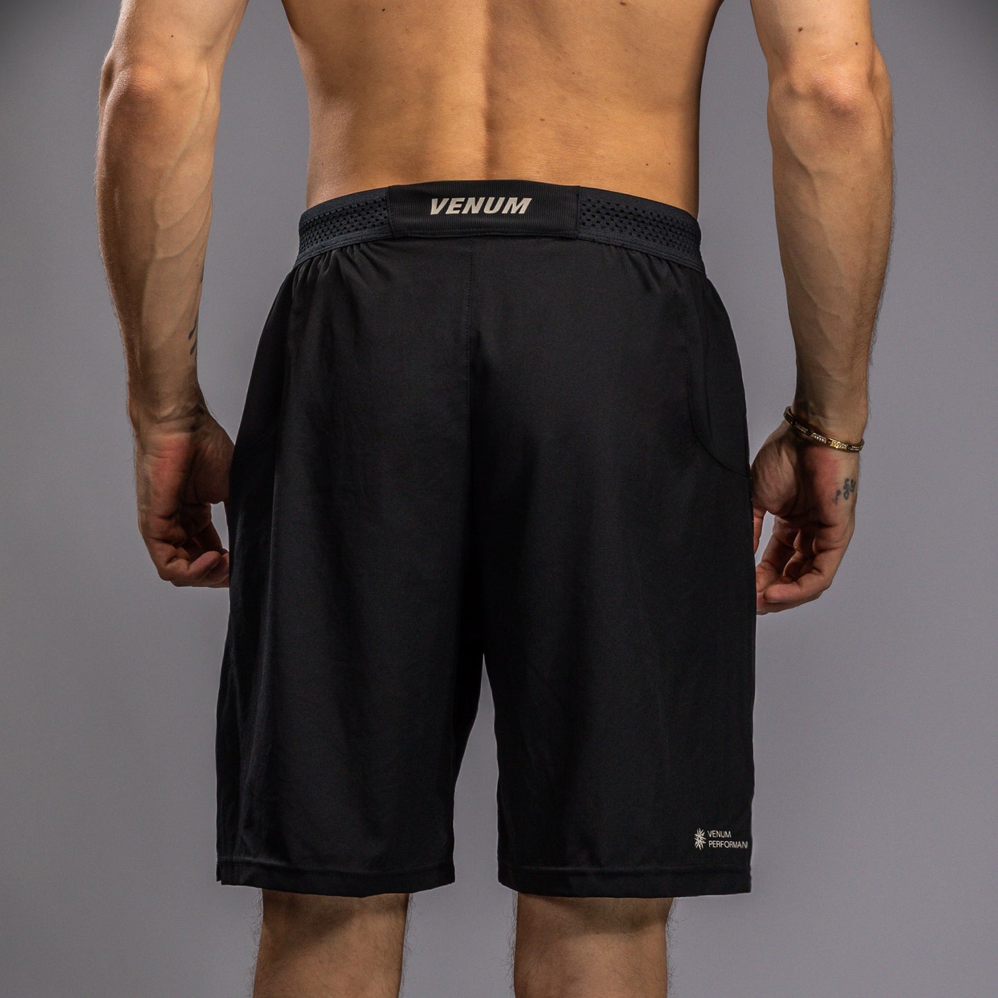 Venum G-Fit Air トレーニングショーツ メンズ - ディープブラック/デザートサンド