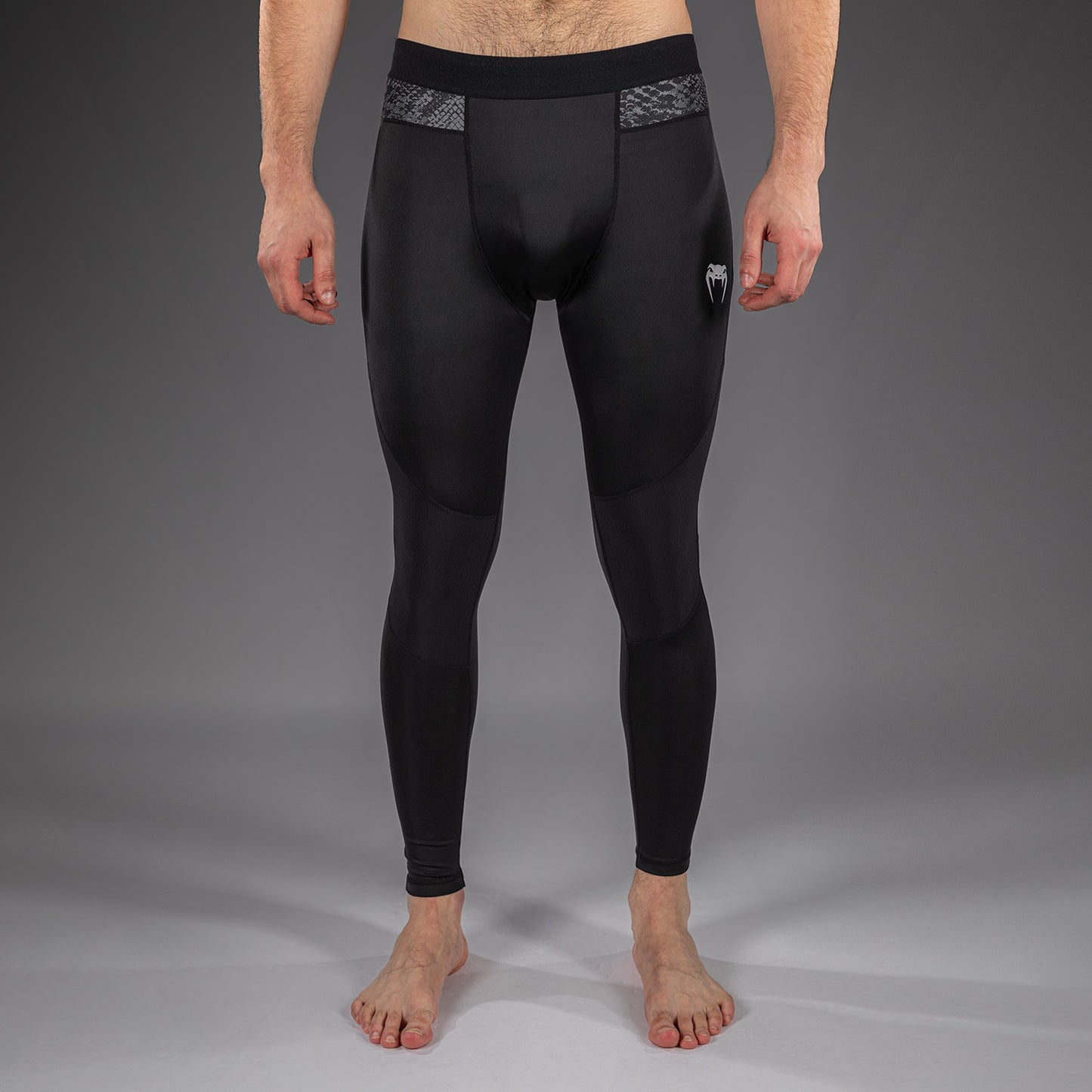 Venum G-Fit Scales スパッツ – ブラック/チャコールグレー